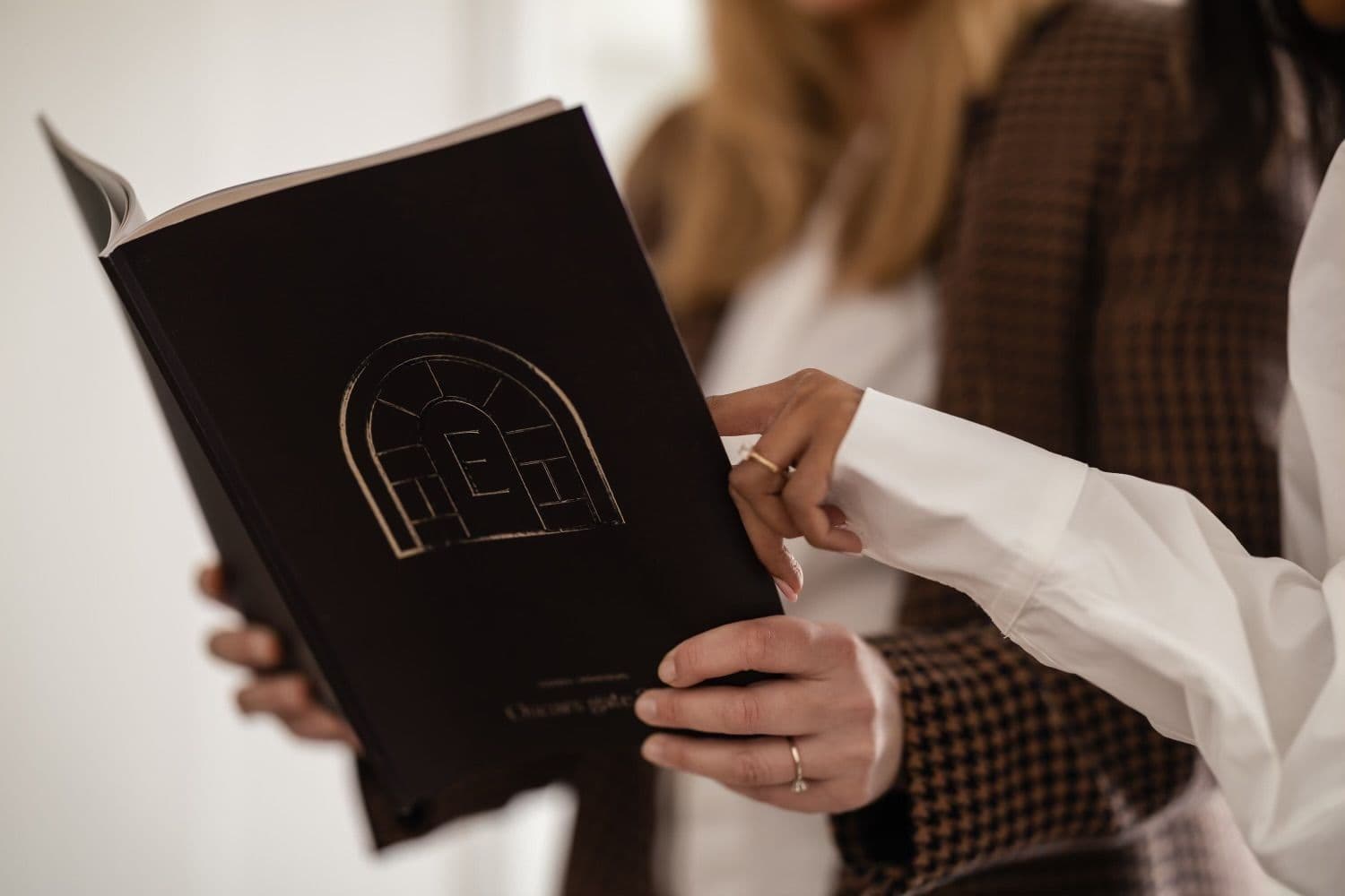 En person som hviler og tenker på fremtiden