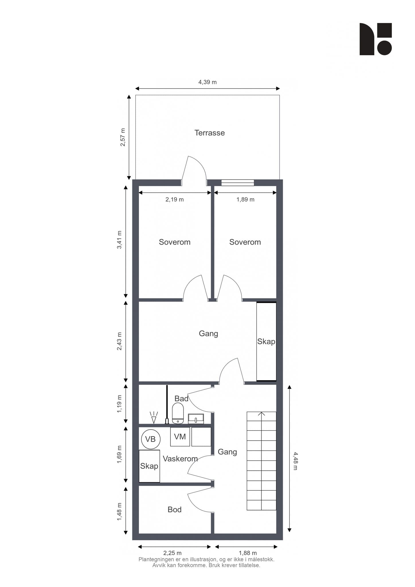 Underetasjen har en praktisk planløsning med to innredede rom, bad, vaskerom, bod og utgang til terrasse.