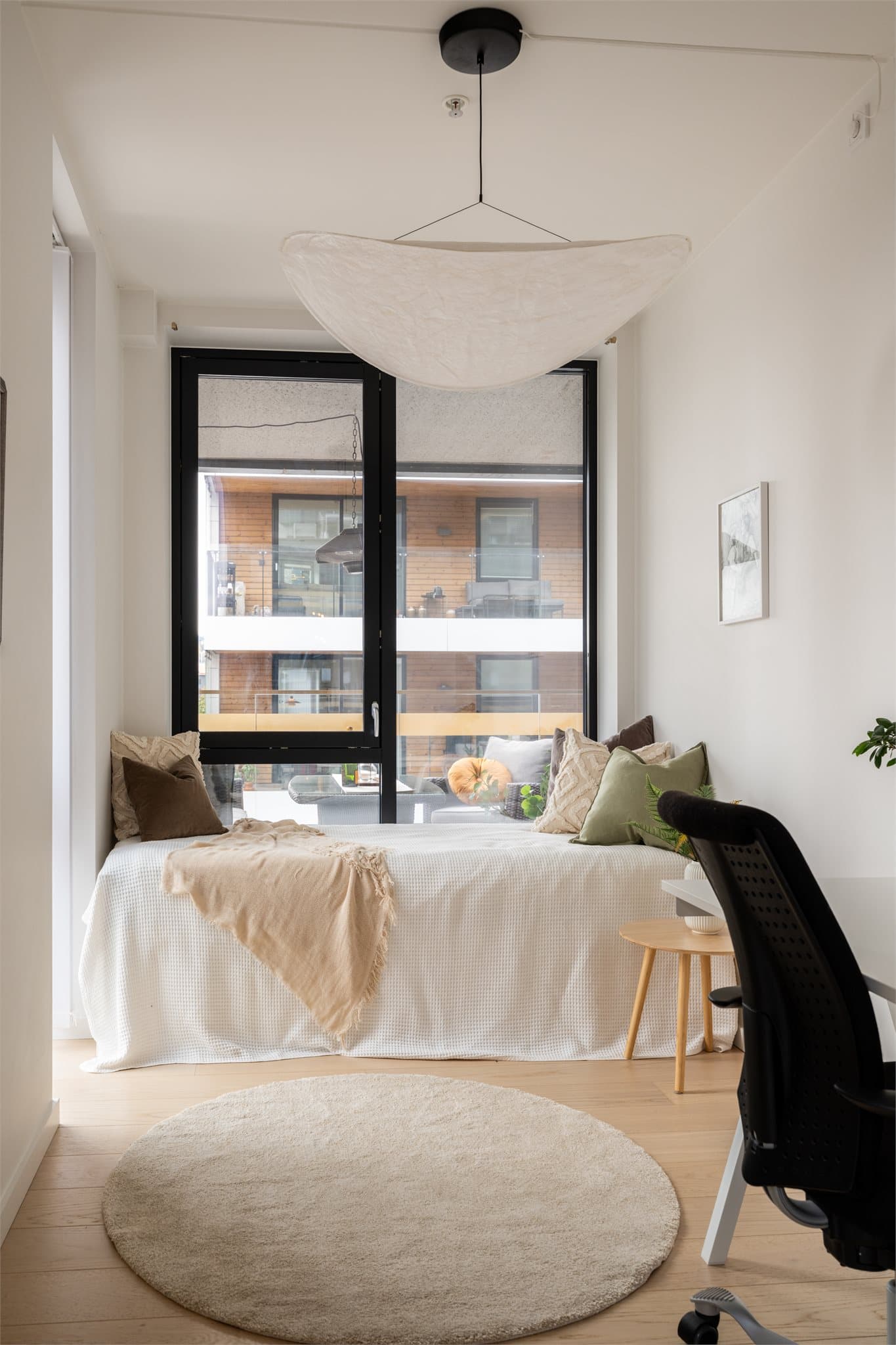 Soverom nr.2 passer ypperlig som gjesterom, barnerom eller kontor.