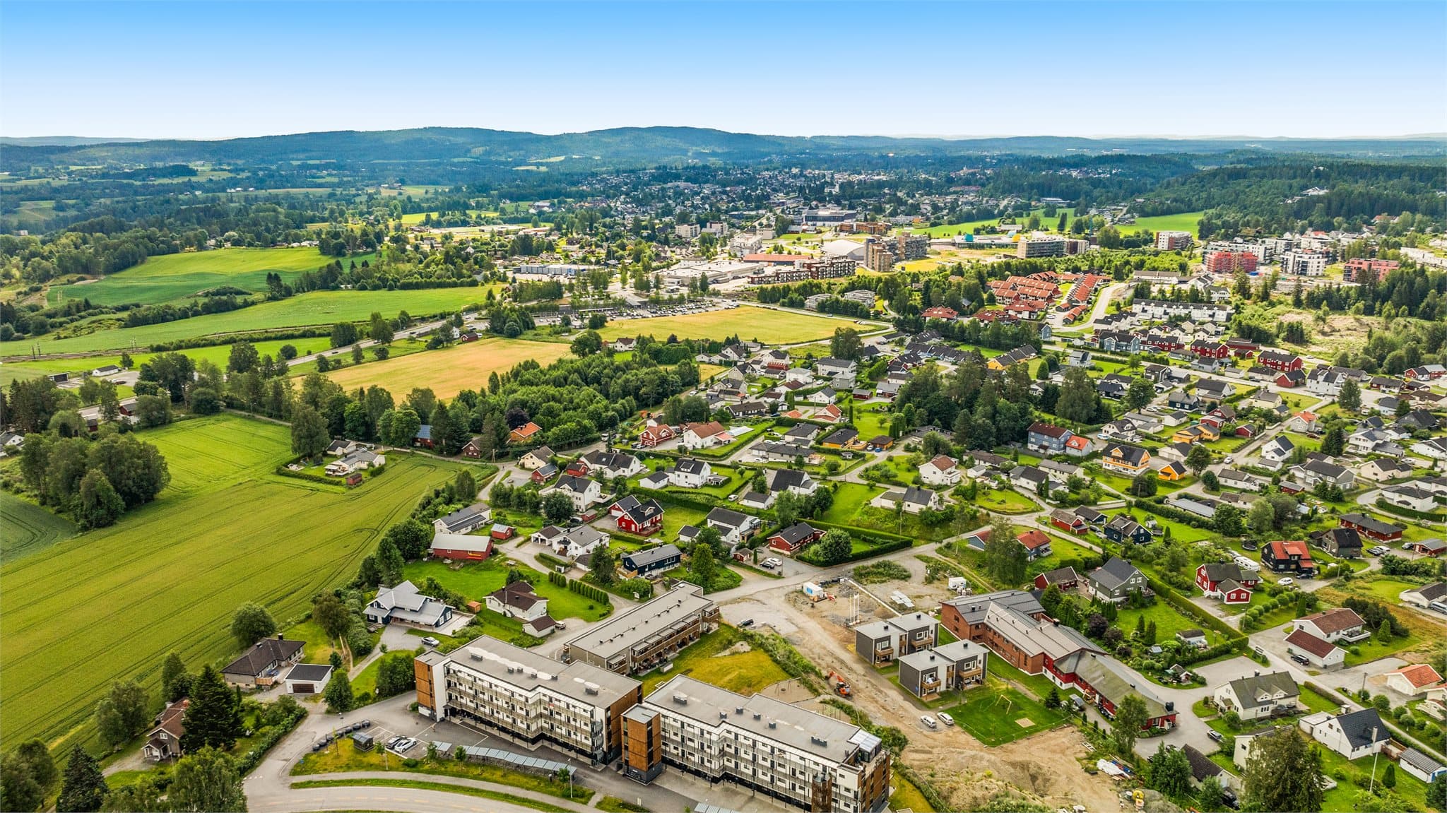 Gangavstand til Eidsvoll Verk Stasjon - 30min til Oslo S!