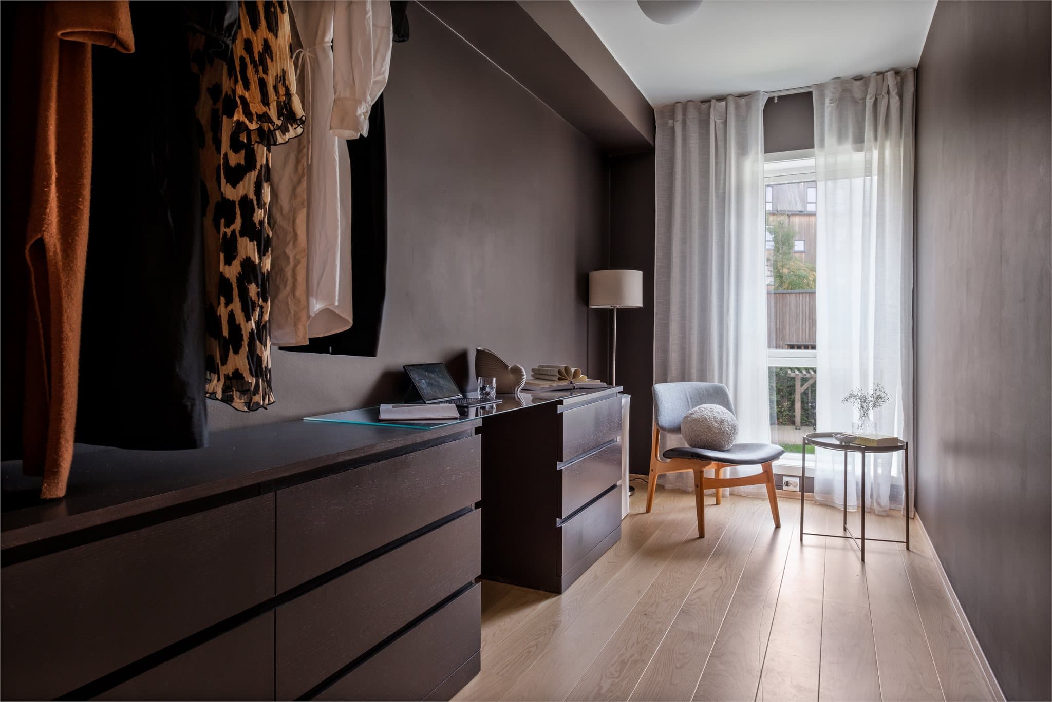 - Soverom 2 måler 8,4m² -