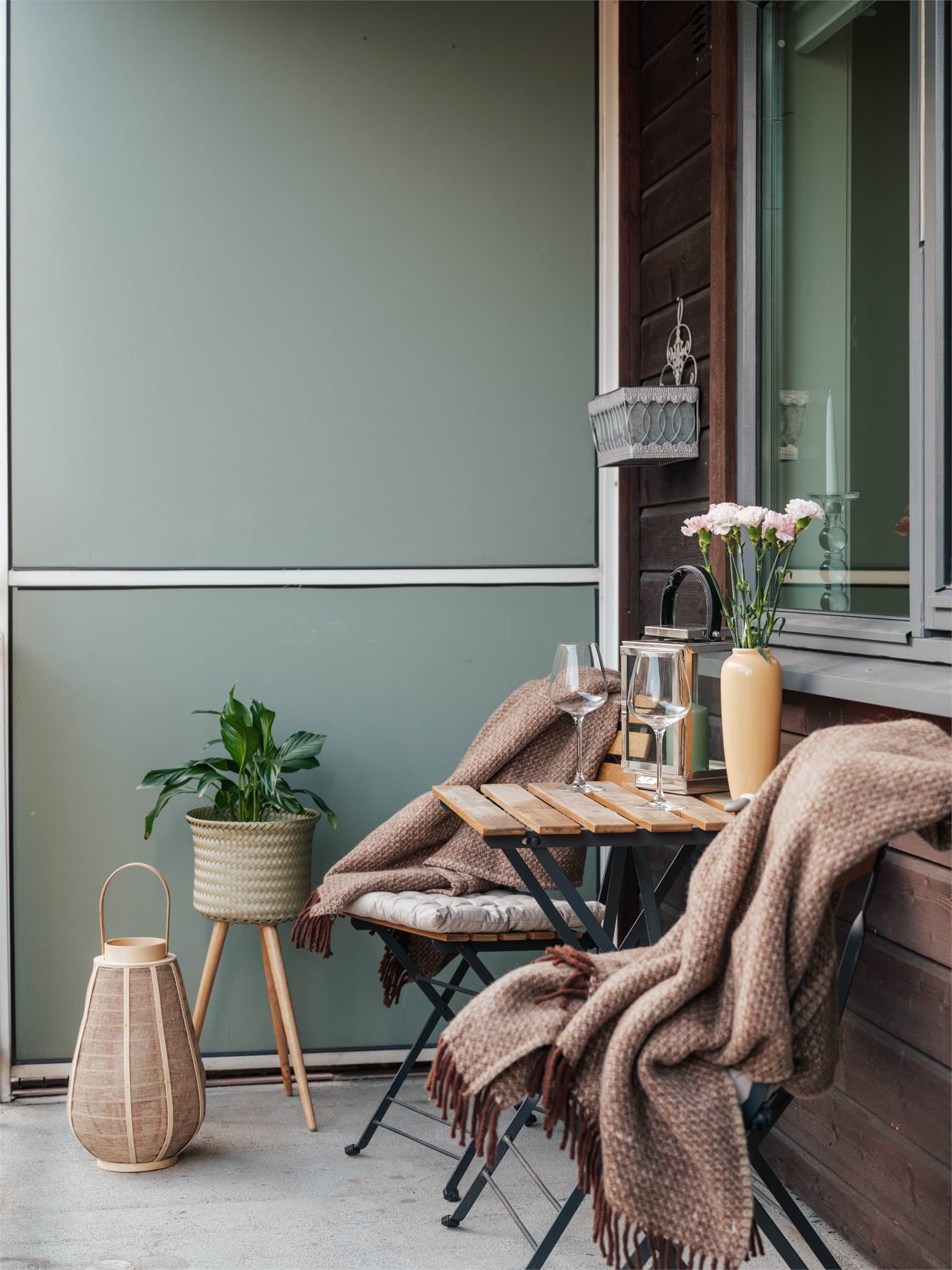 Med en romslig sørvendt balkong og sentral beliggenhet på Vålerenga.