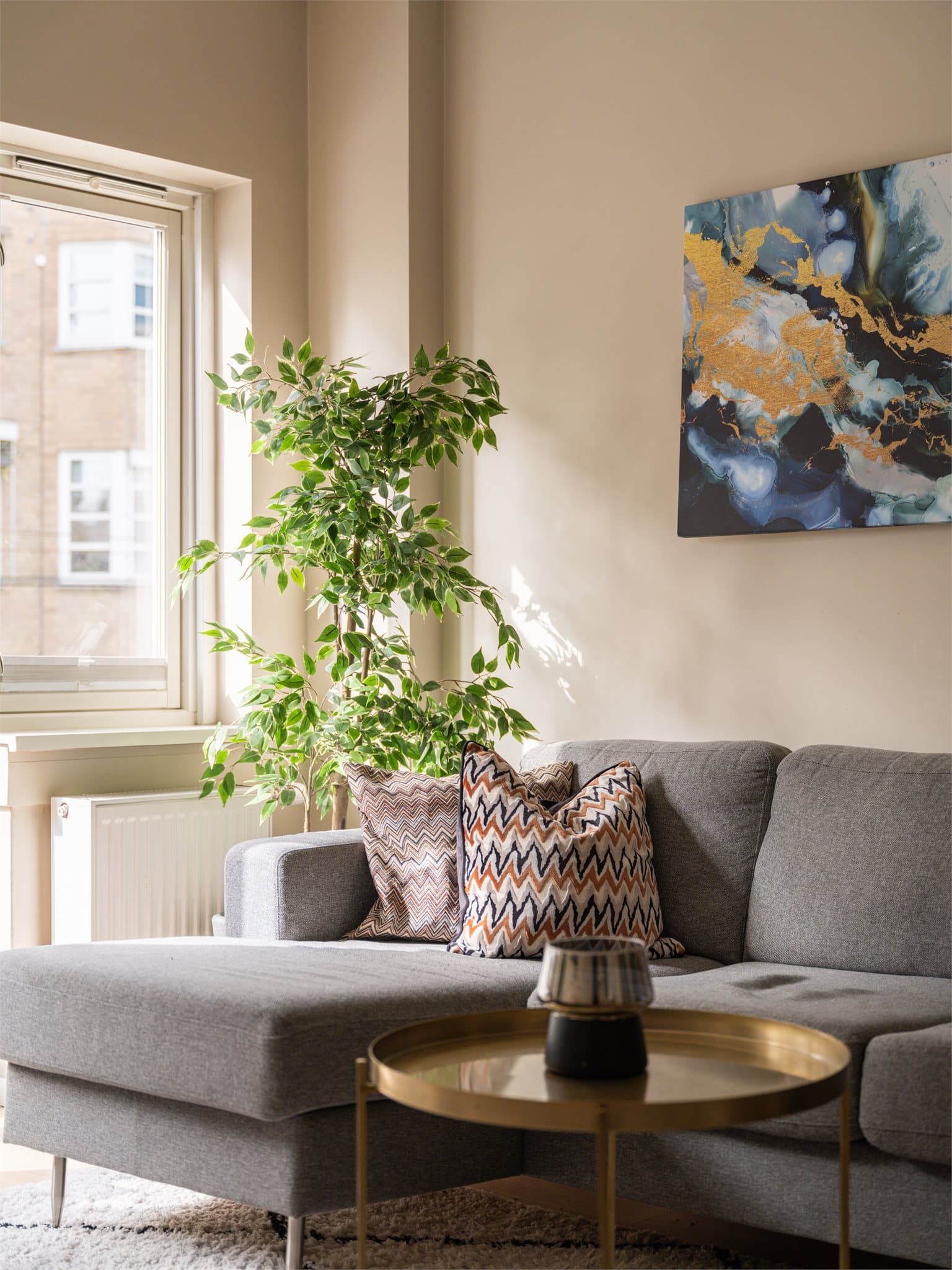 Boligen kombinerer tidløs stil med nyere oppgraderinger