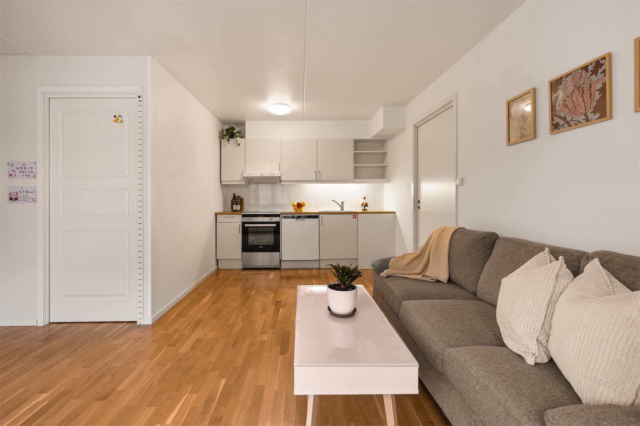 Kjøkken i åpen løsning.