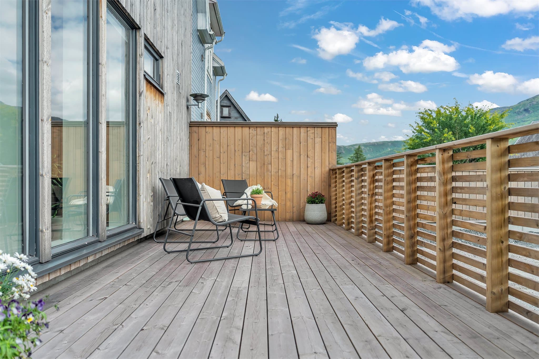 Solrik terrasse.