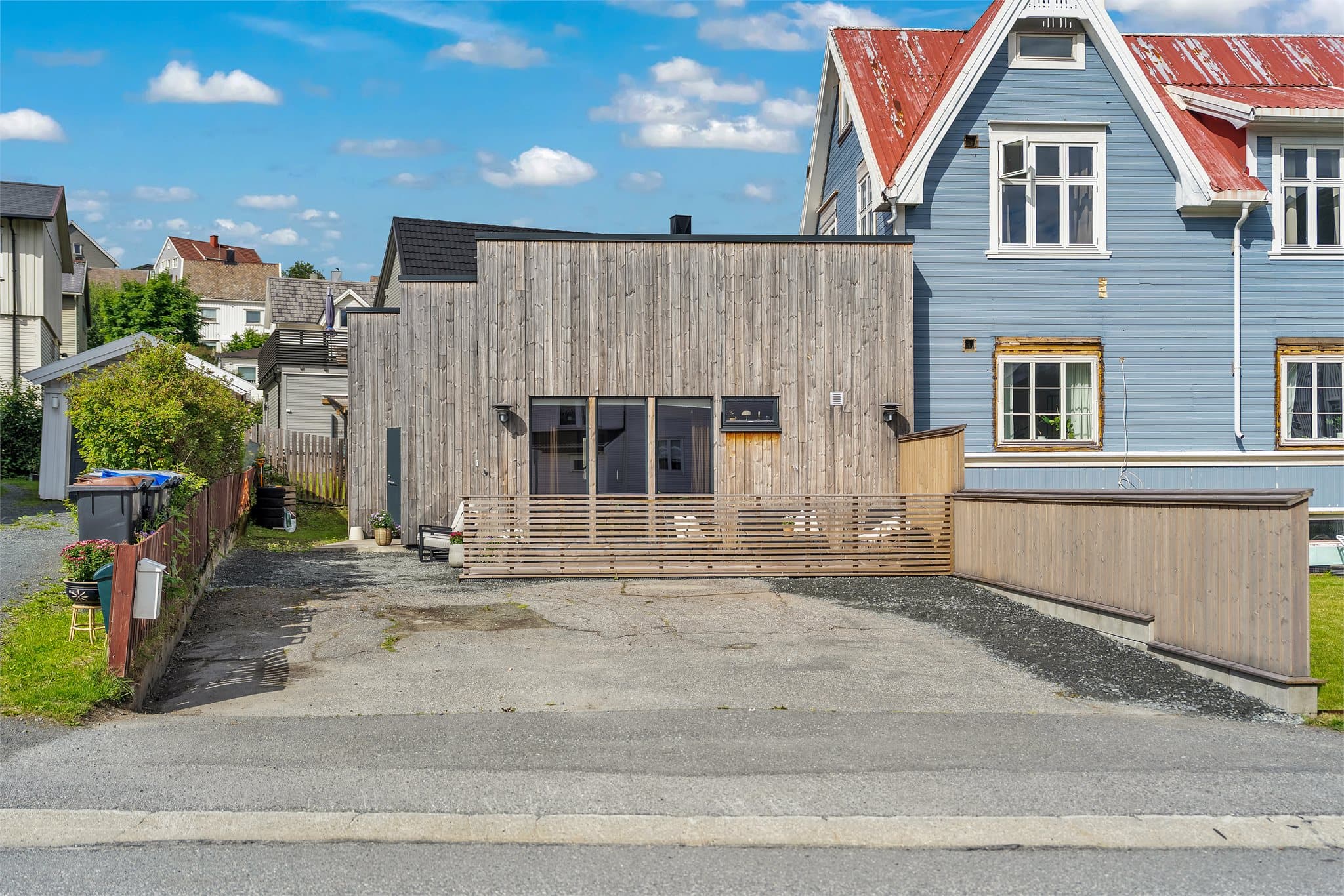 Eiendommen ble bruksendret fra forretningslokale til bolig i 2022.