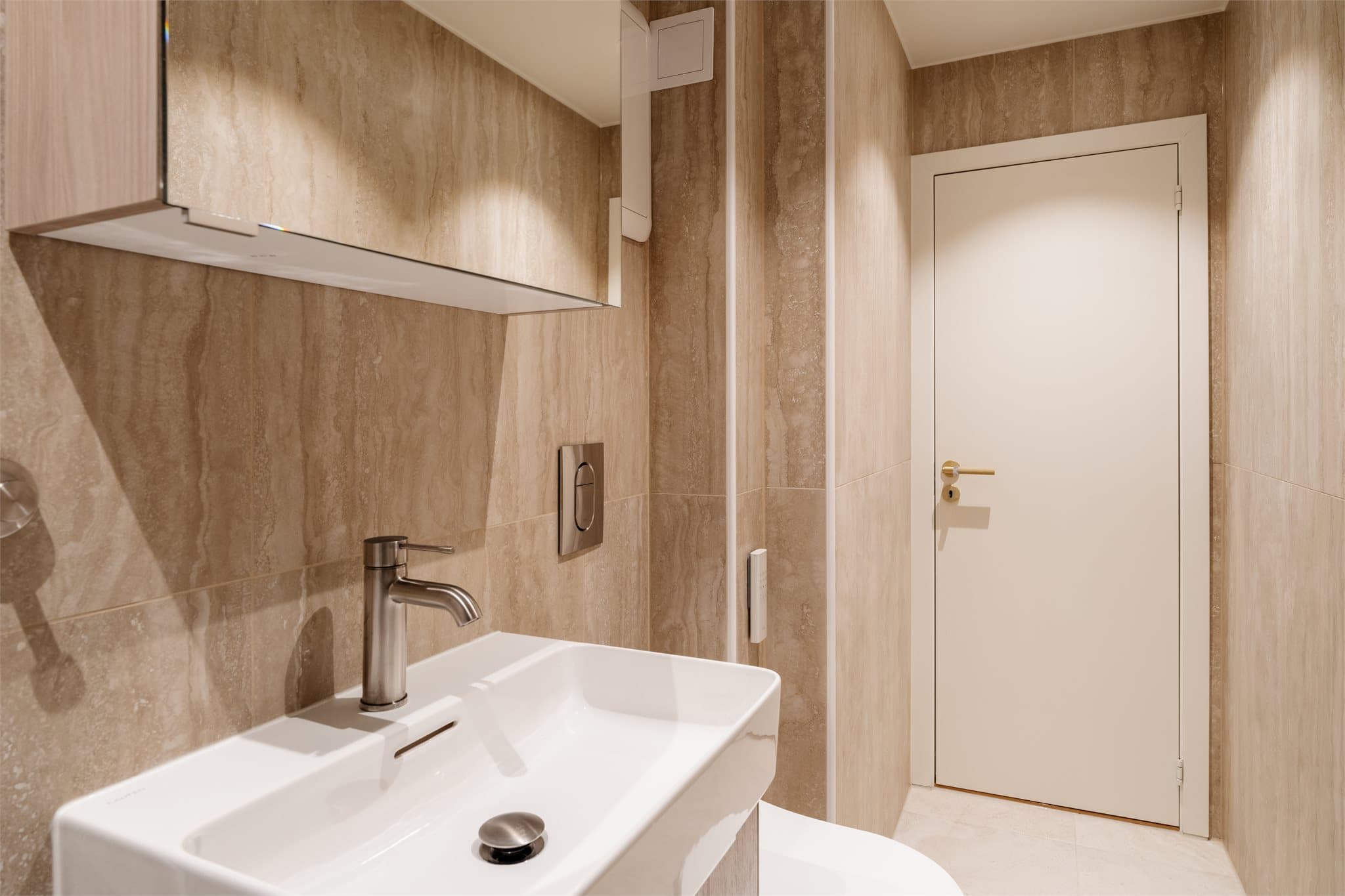 Vegghengt dusjtoalett fra Grohe gir økt komfort og hygiene.