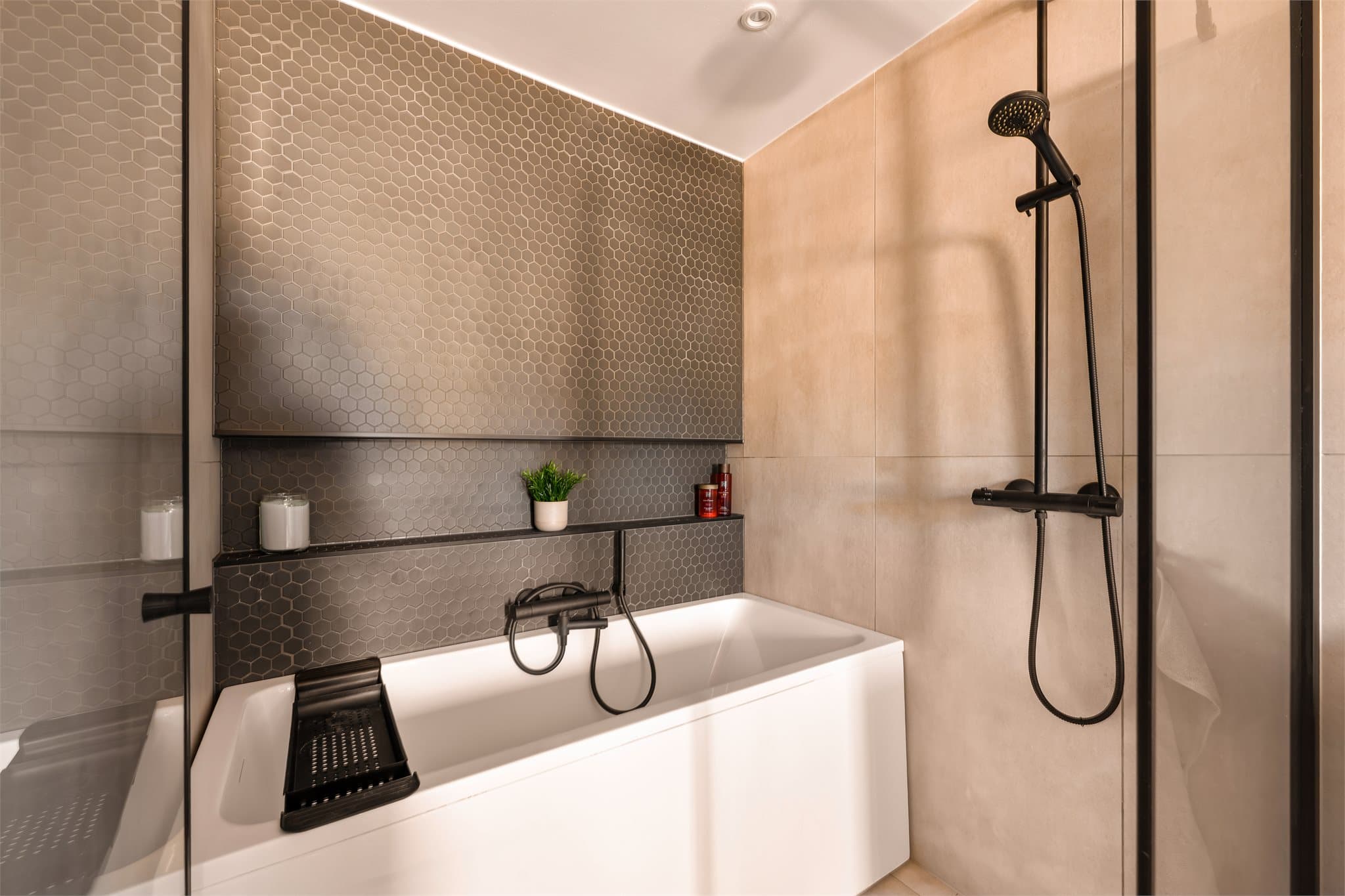 Det er varmekabler i gulvet for ekstra komfort.