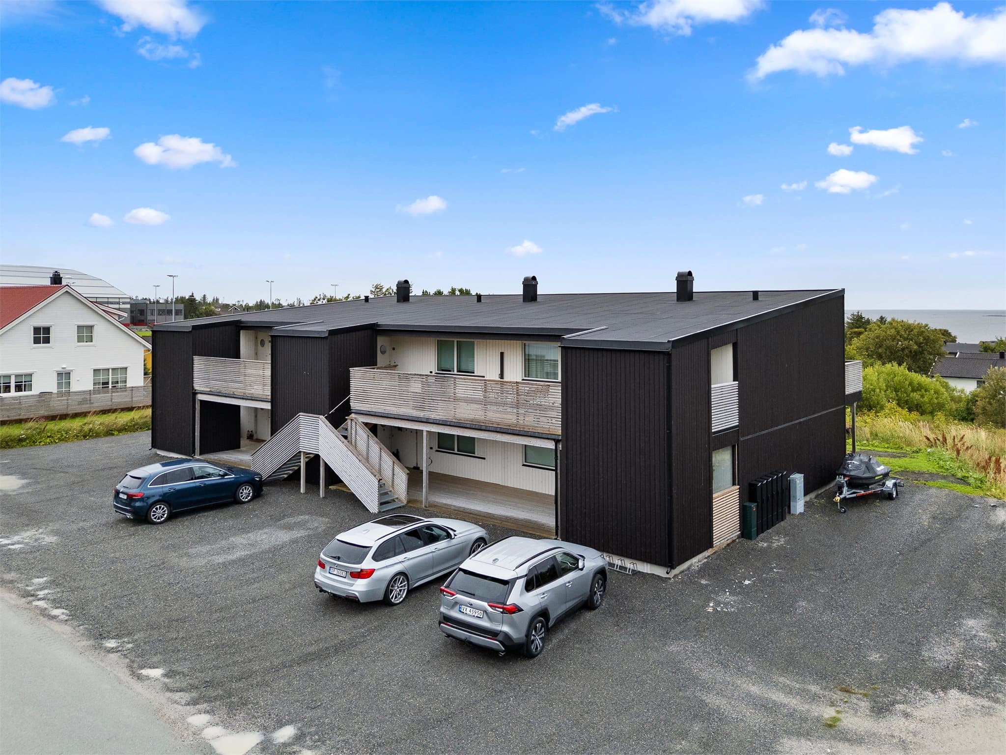 Lys og moderne leilighet med sentral beliggenhet på Sistranda.