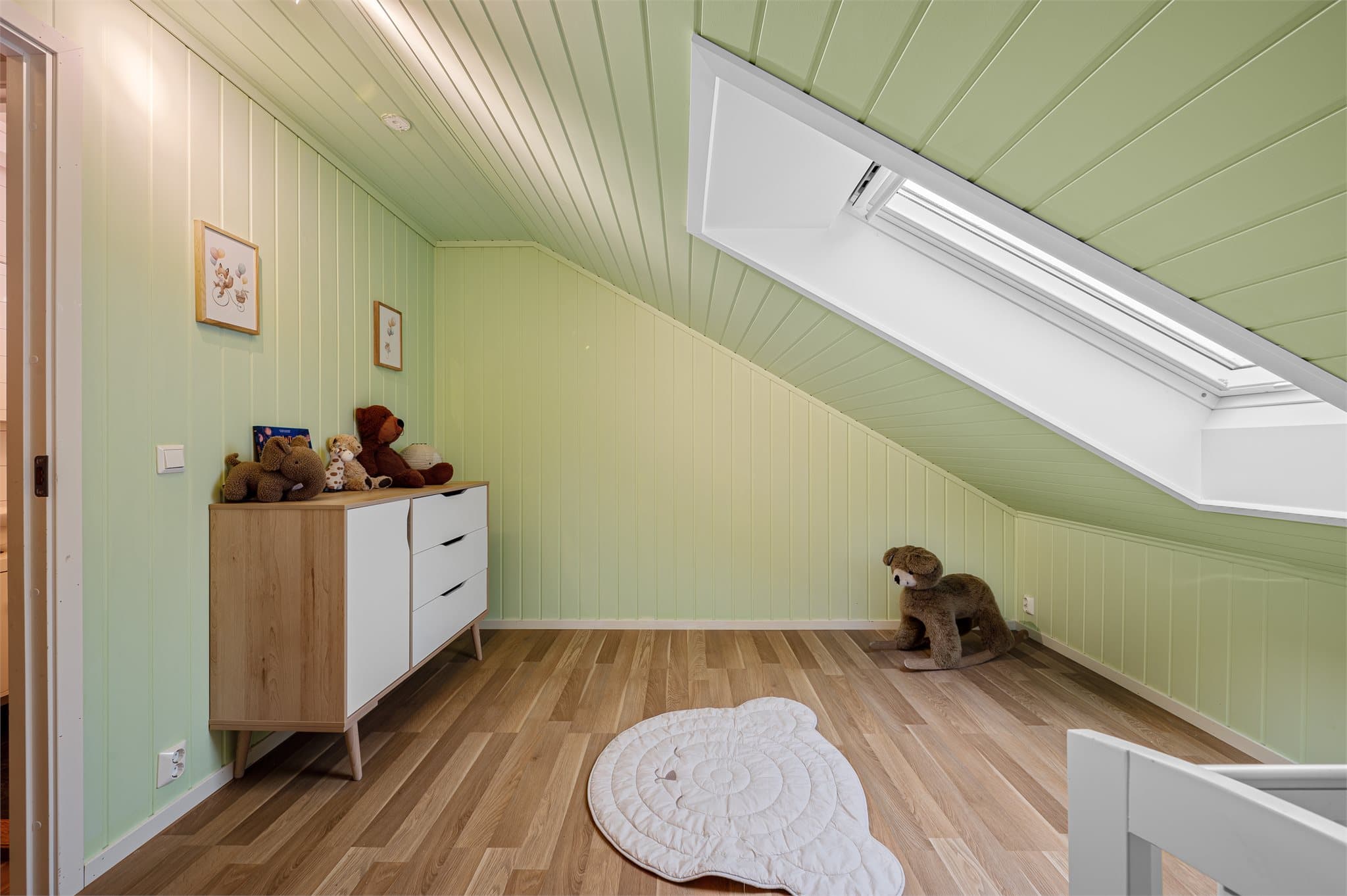 - Passer ypperlig som barne- eller gjesterom -