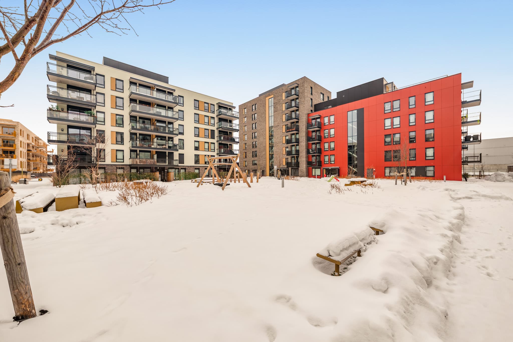 Borettslaget har pent opparbeidede fellesområder.