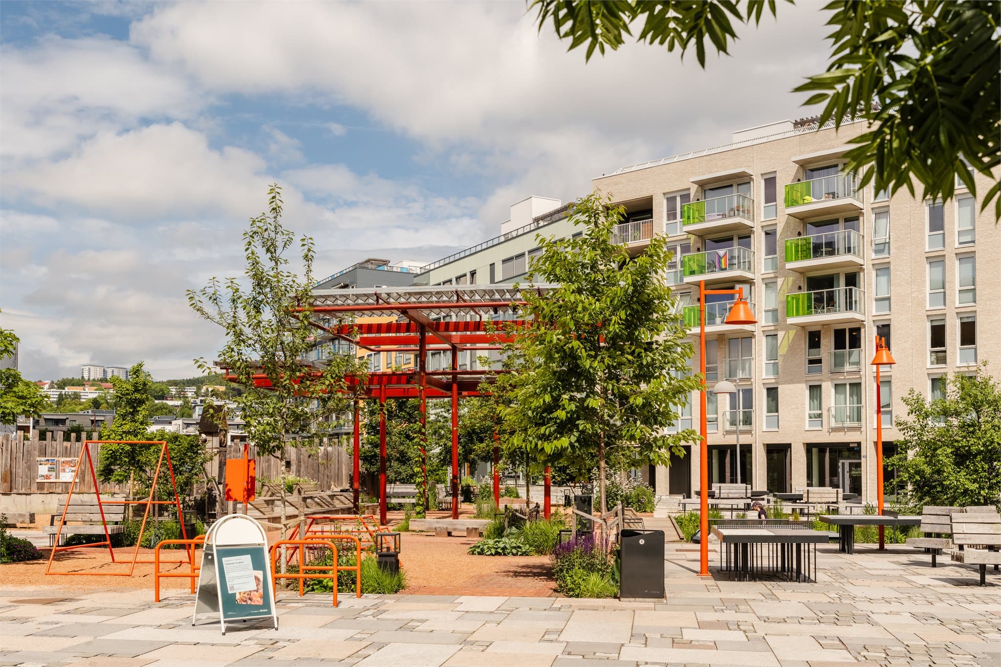 Vollebekk torg har flere nabolagsfavoritter som Koi Sushi og Håndbakt.