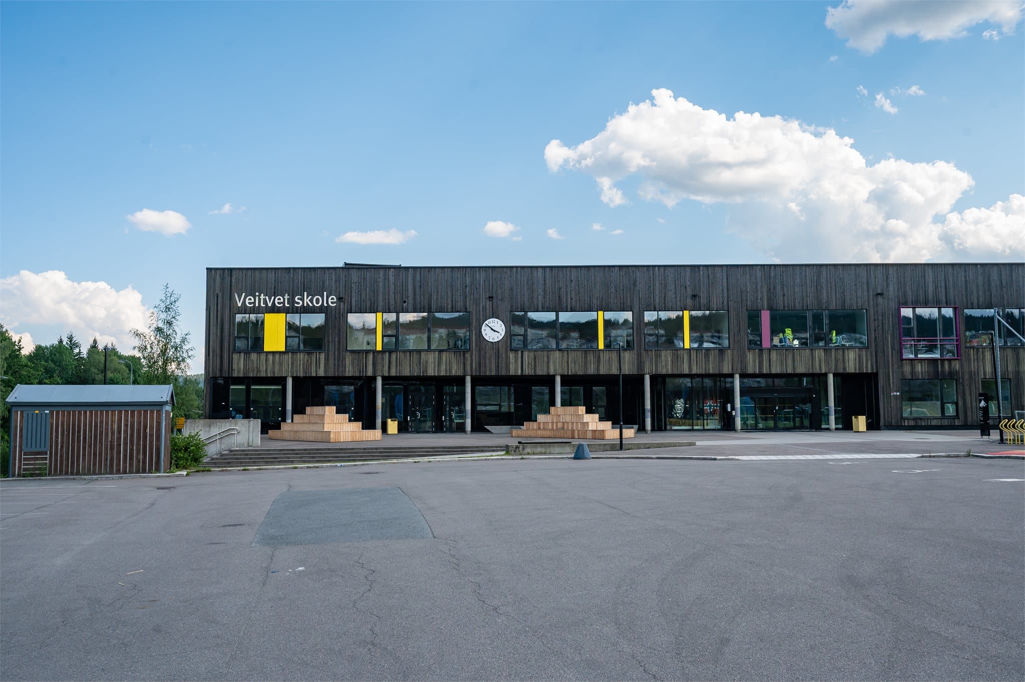 I gangavstand ligger også Veitvet Skole.