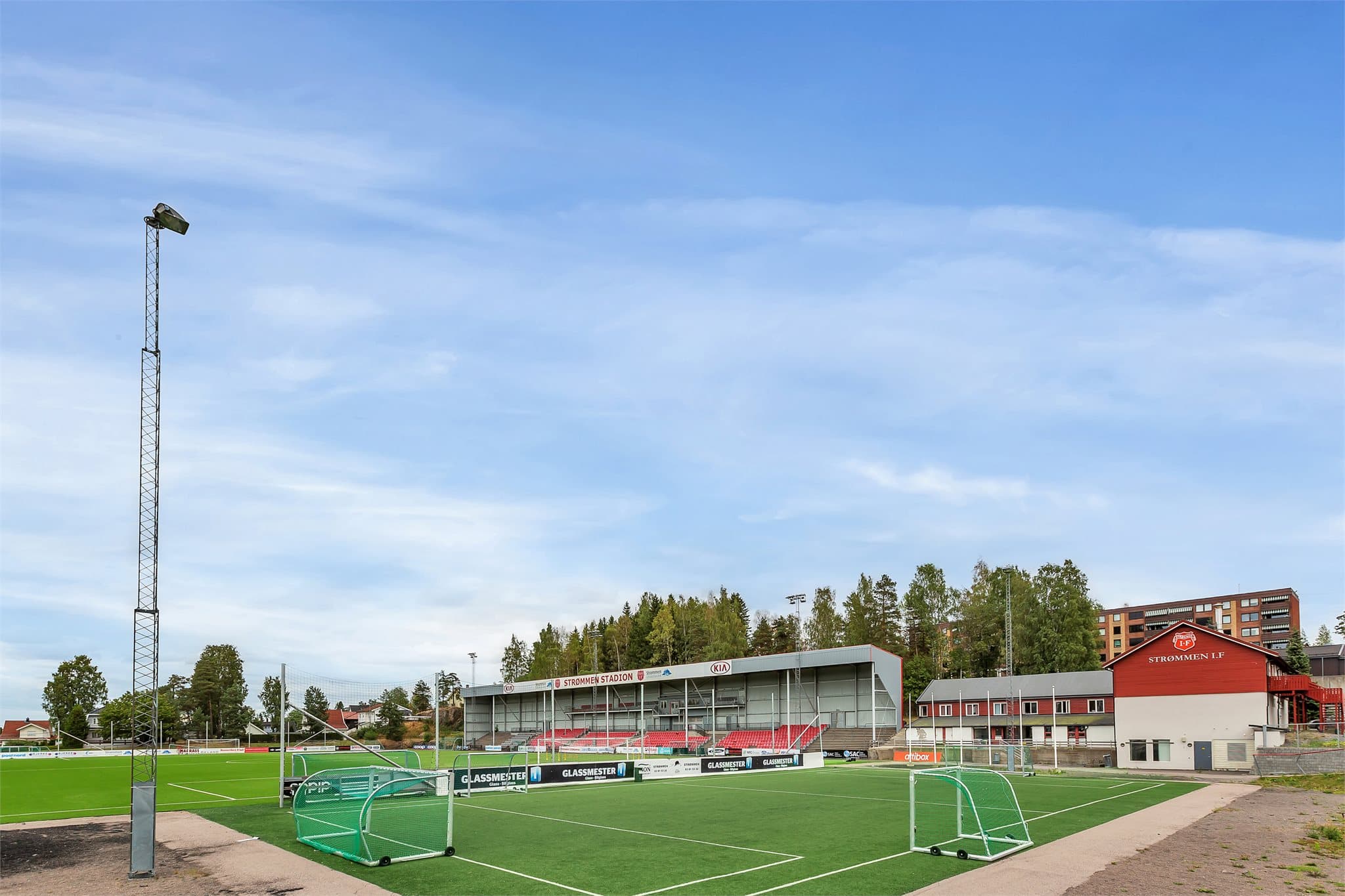 Strømmen stadion.