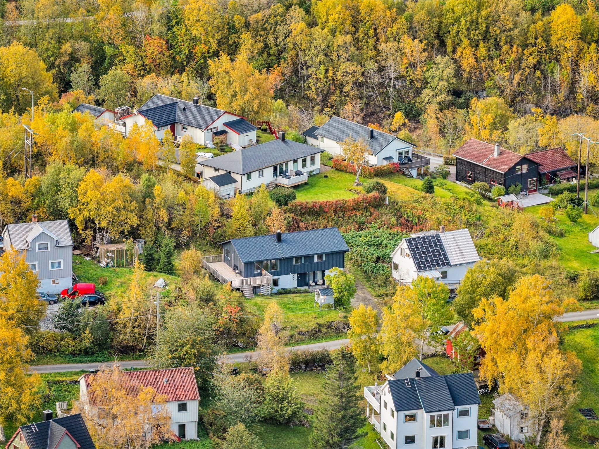 Rolig og barnevennlig boligområde med kort vei til Kjøpsvik skole og Pæsatun barnehage.