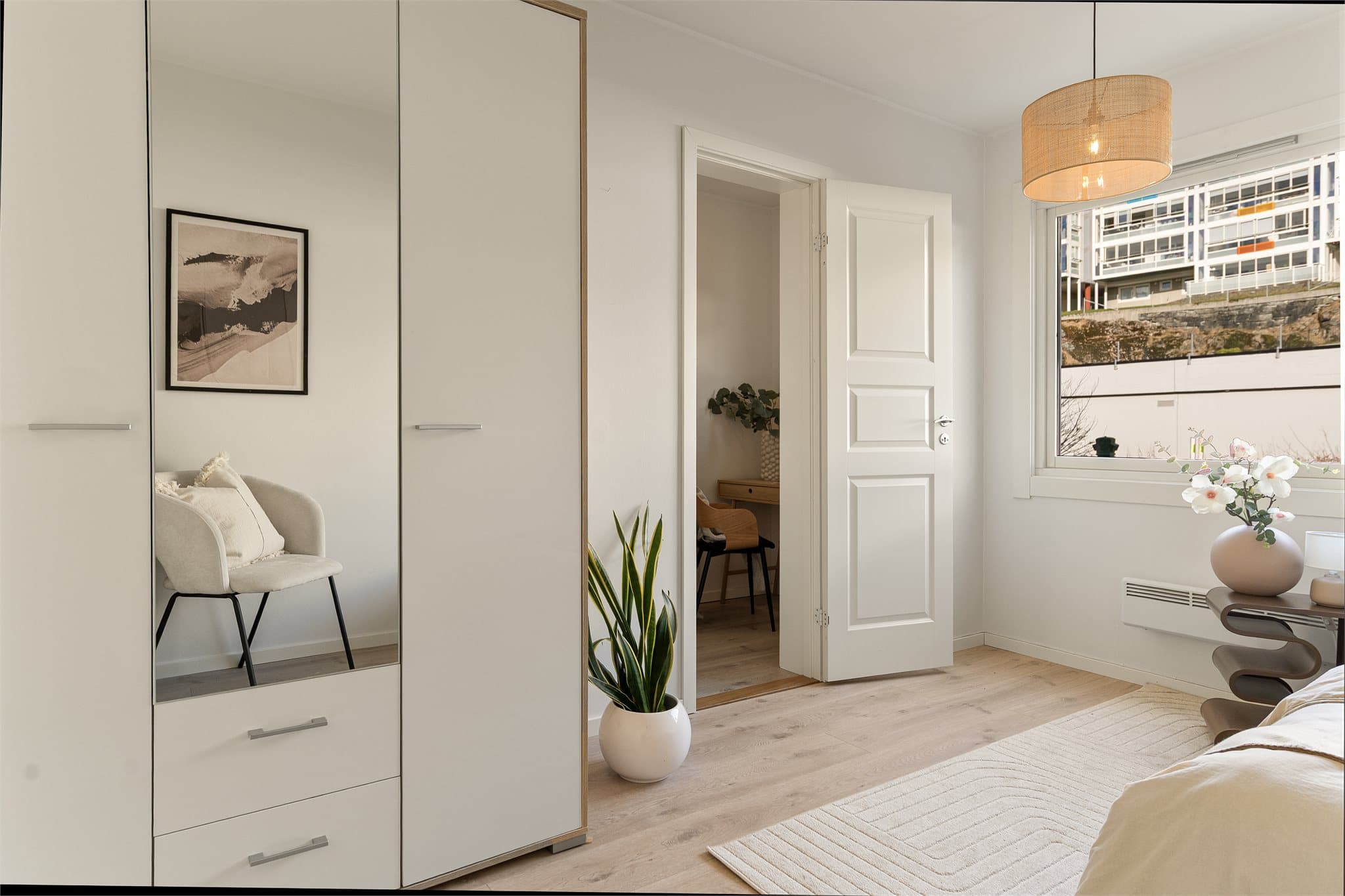 - I tilknytning til soverommet er det en bod som måler 2,6m² -