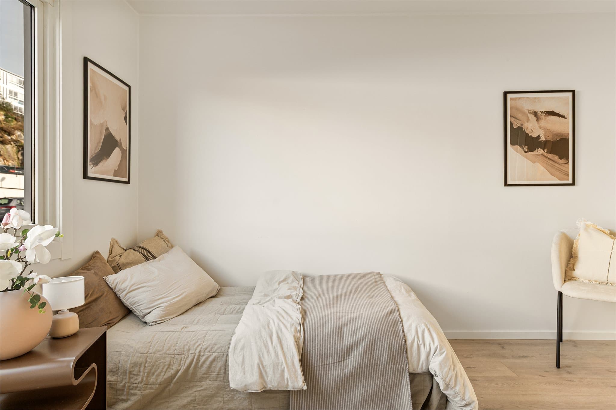 - Soverommet passer perfekt som barne- eller gjesterom -