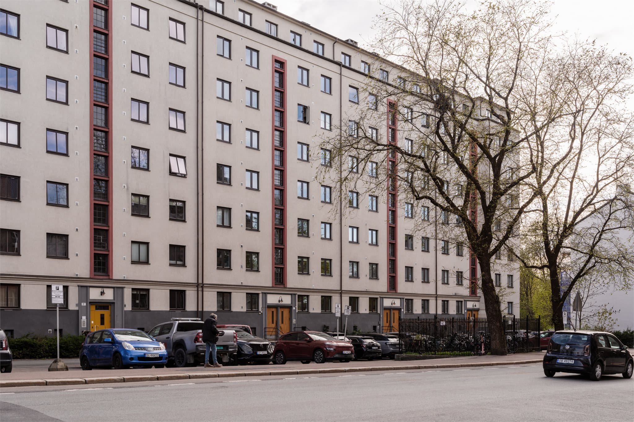 Sentralt og behagelig, i nærheten av flotte park- og grøntområder, et pulserende byliv, alt av butikker og et rikt kollektivtilbud.