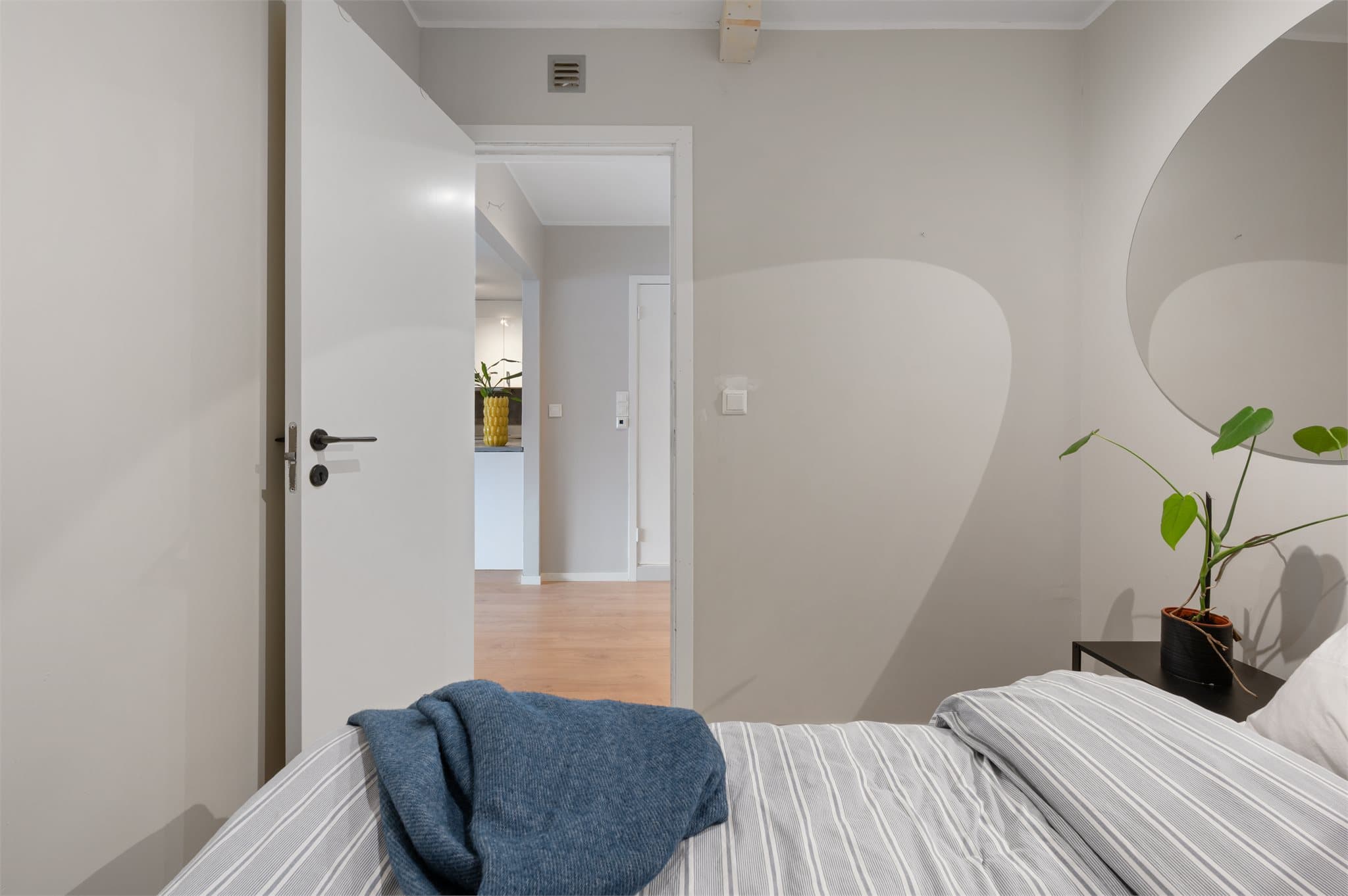 - Gode oppbevaringsmuligheter med to boder. Den andre boden måler 2,2m² -