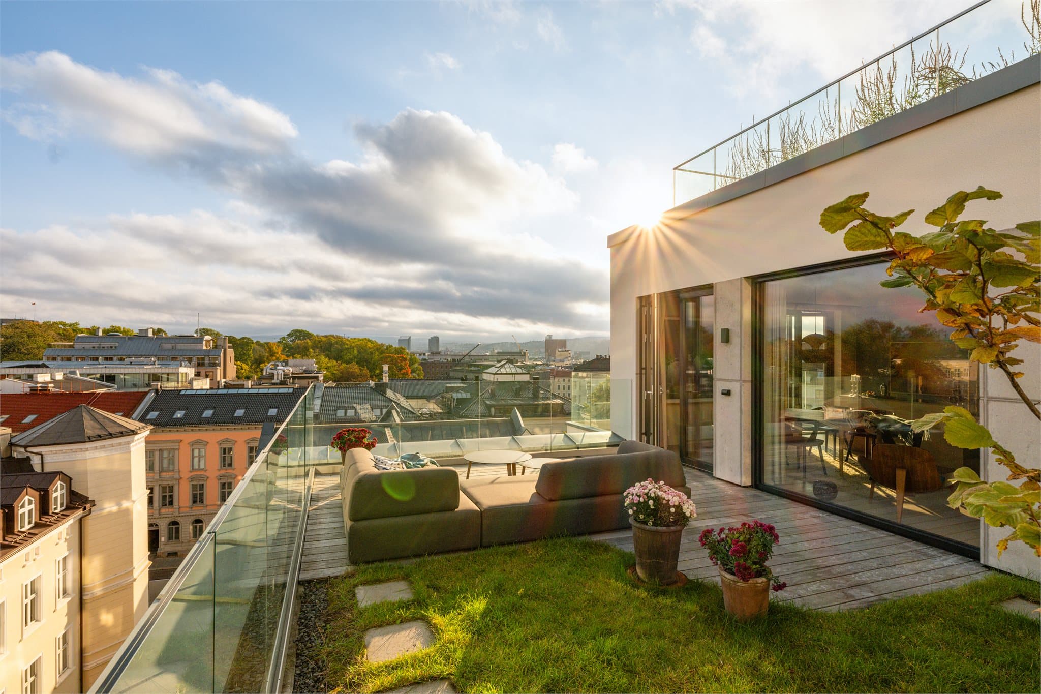 Emera Eiendomsmegling ønsker velkommen til Inkognitogata 41, Sommerrokvartalet! Foto: Joakim Karlsen.