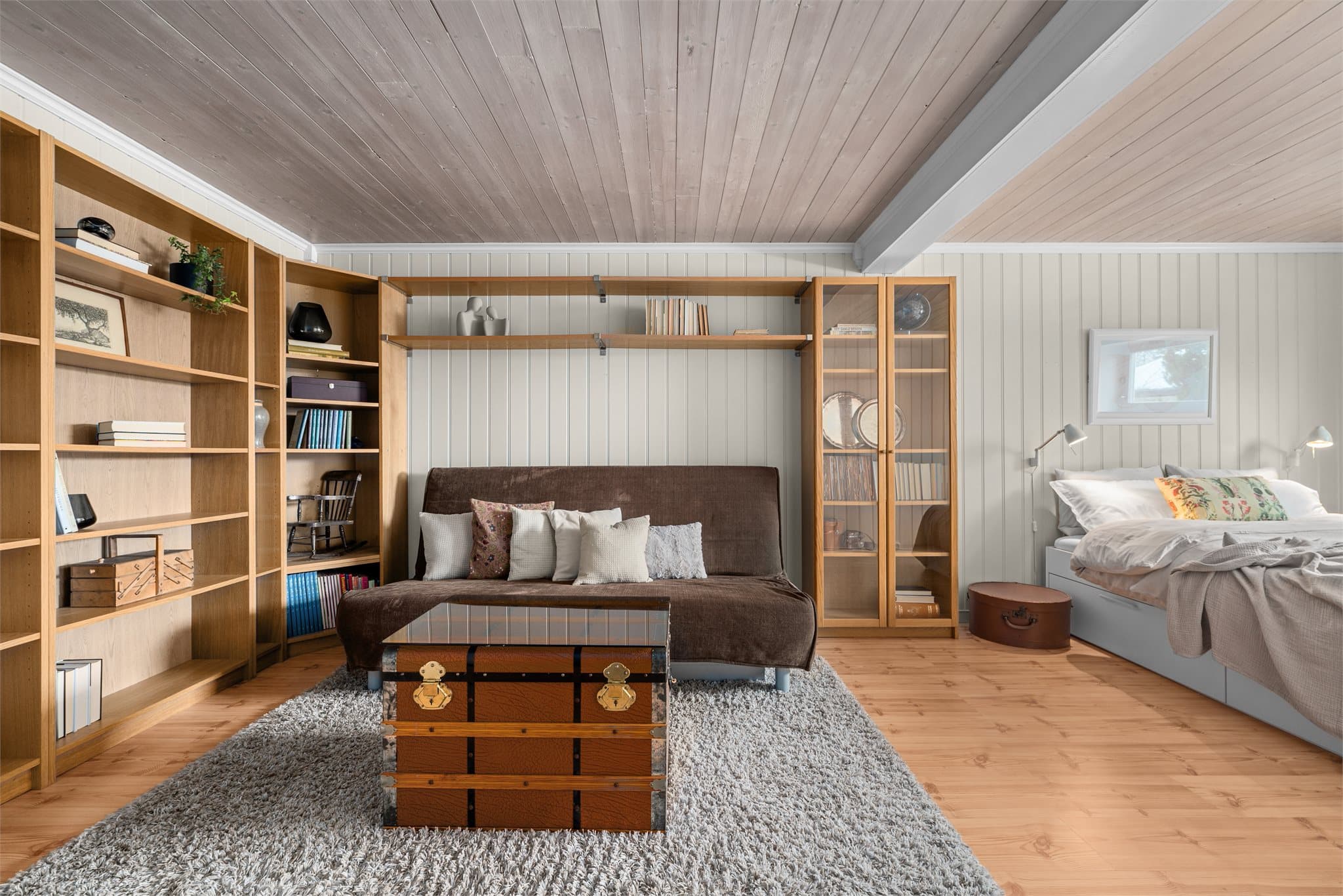 Hobby-/ trimrom i underetasje gir ekstra spillerom i hverdagen. Rommet er ikke godkjent som soverom.