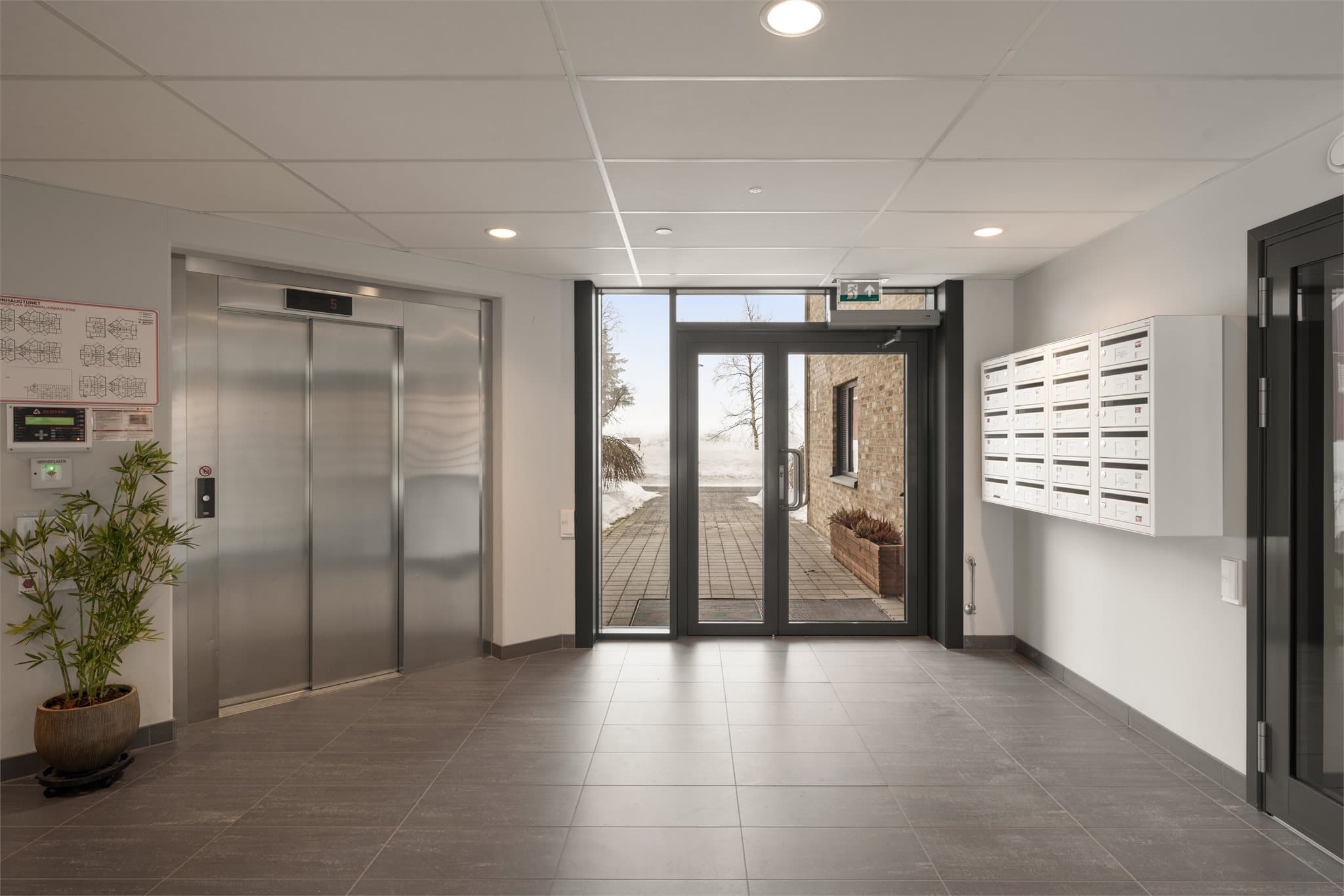 Sameiet har et fint inngangsparti.