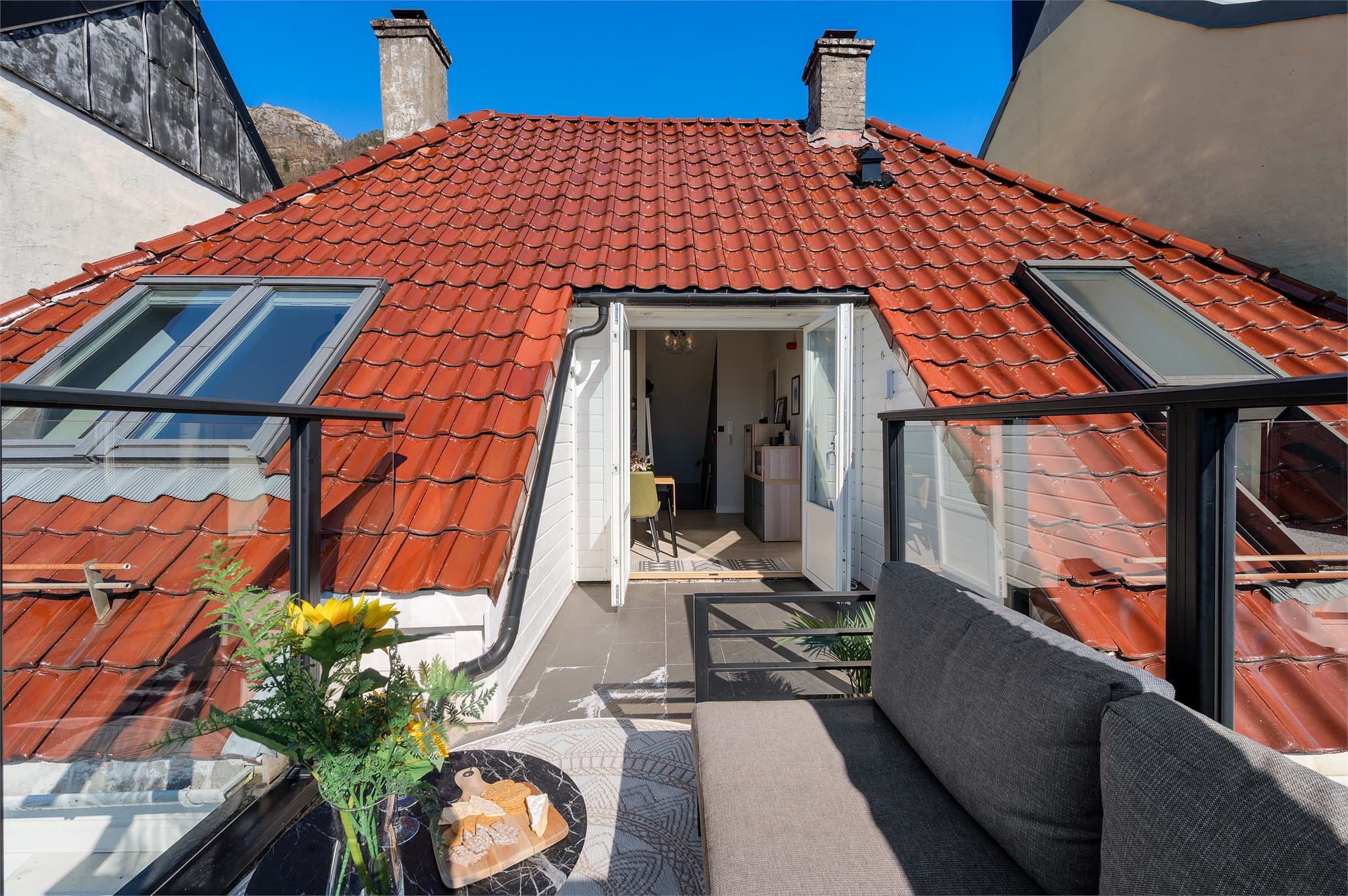 - Vi beveger oss inn! -