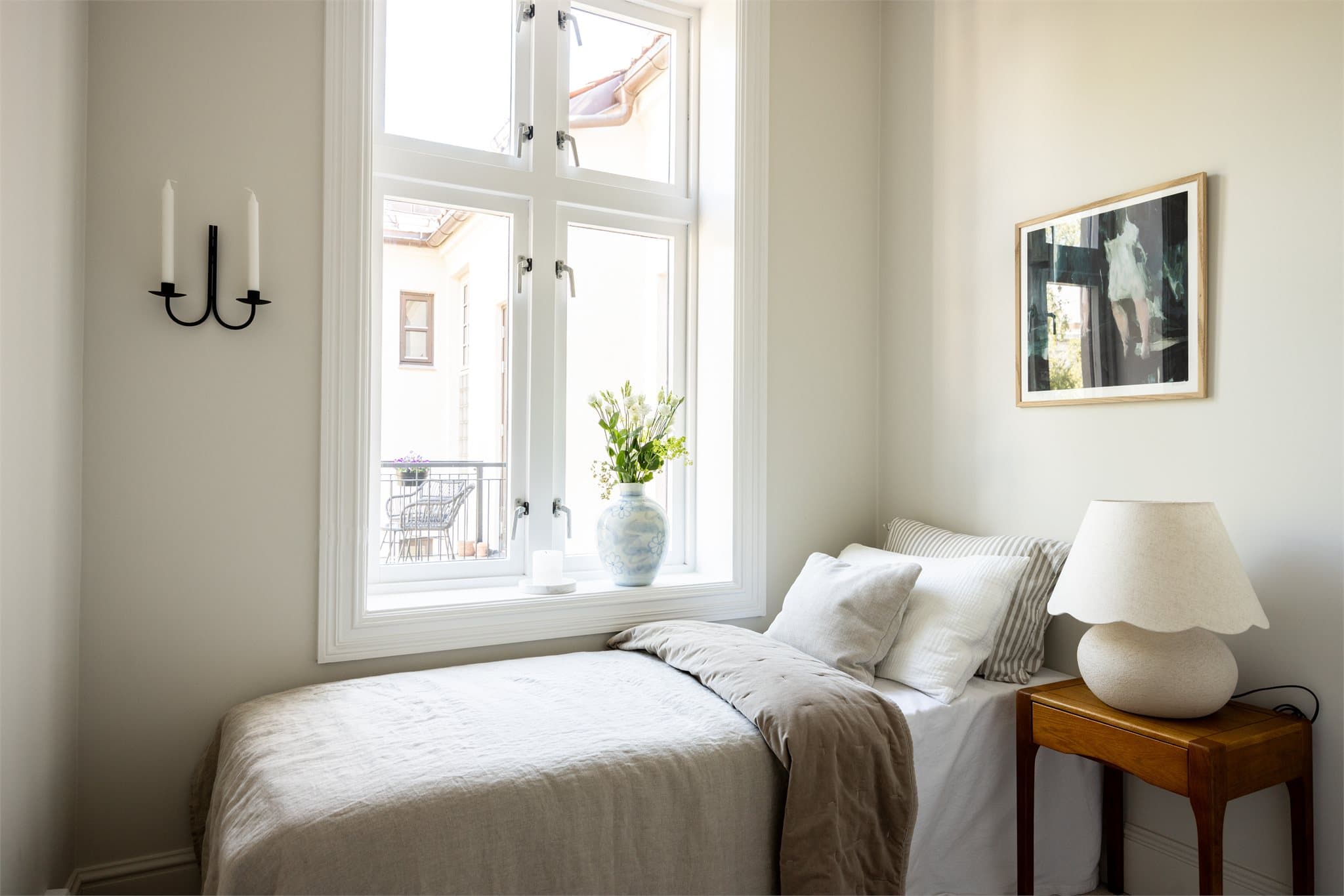 Dette rommet egner seg ypperlig som gjesterom, barnerom eller kontor. Eventuelt som walk-in-garderobe.