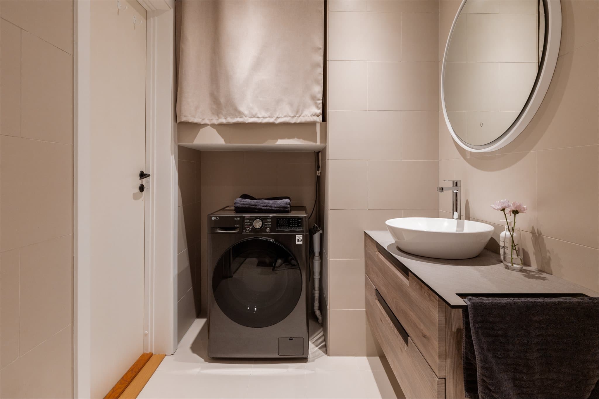 Her er det også praktisk opplegg for vaskemaskin.