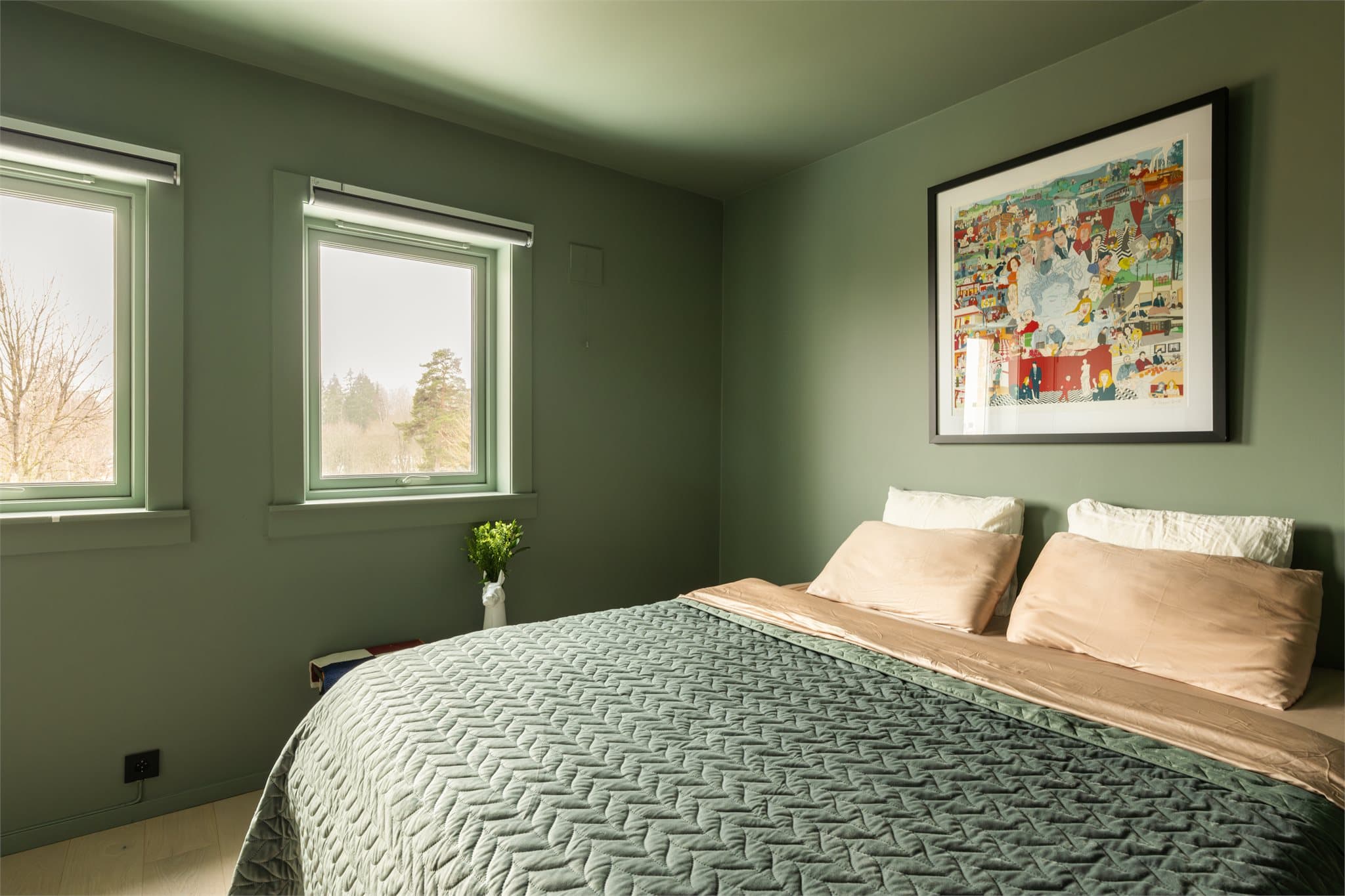 De rolige fargevalgene skaper en behagelig atmosfære.