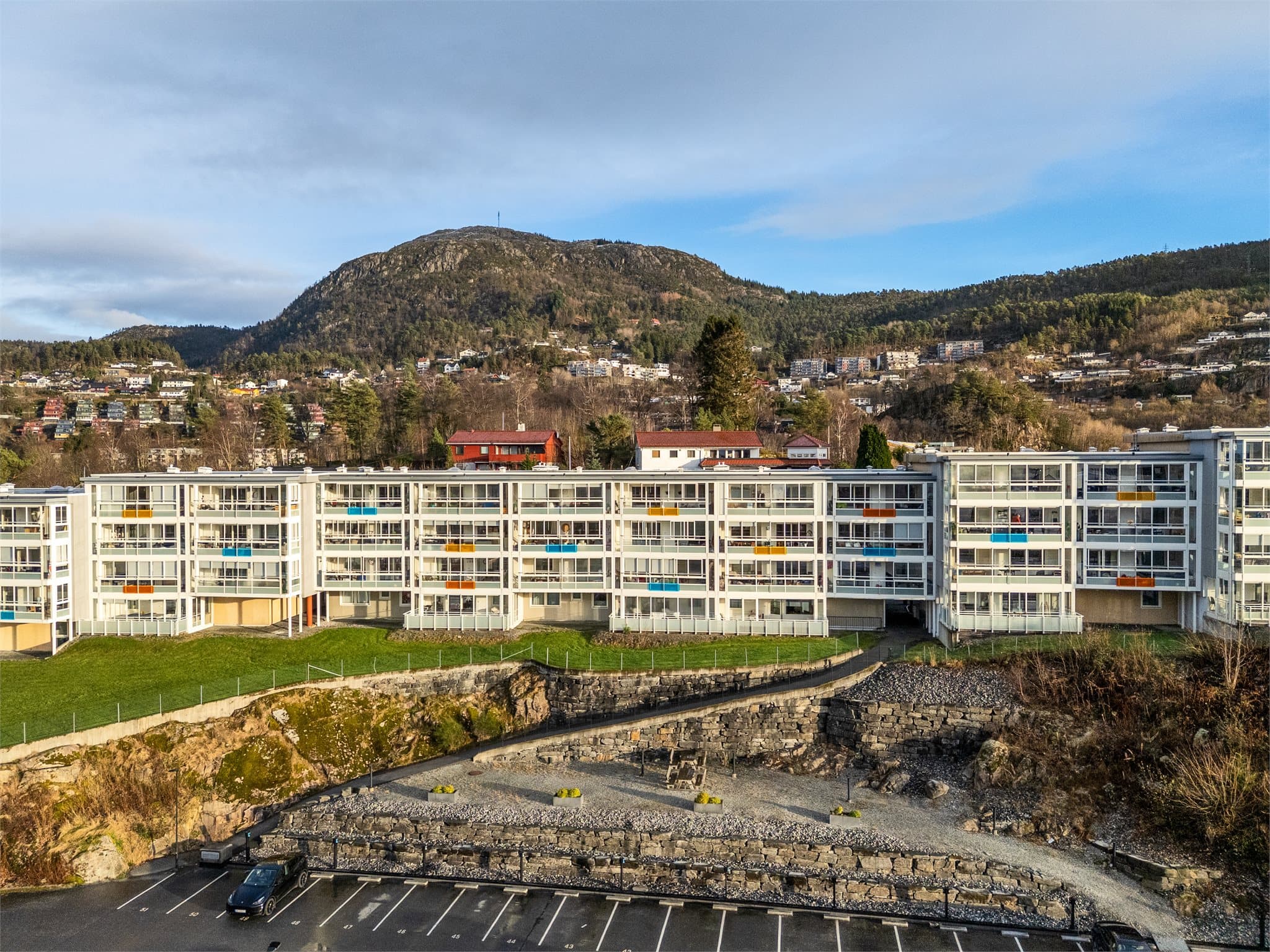 - Fra leiligheten er det kun en kort gåtur til Oasen senter -