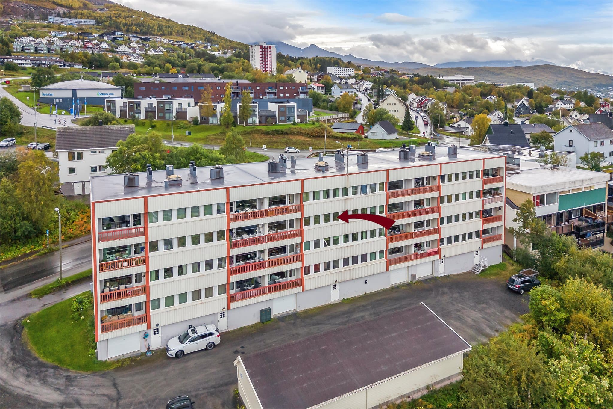 Svingen Borettslag består av 24 andeler fordelt over fire plan i en solid betongkonstruksjon.