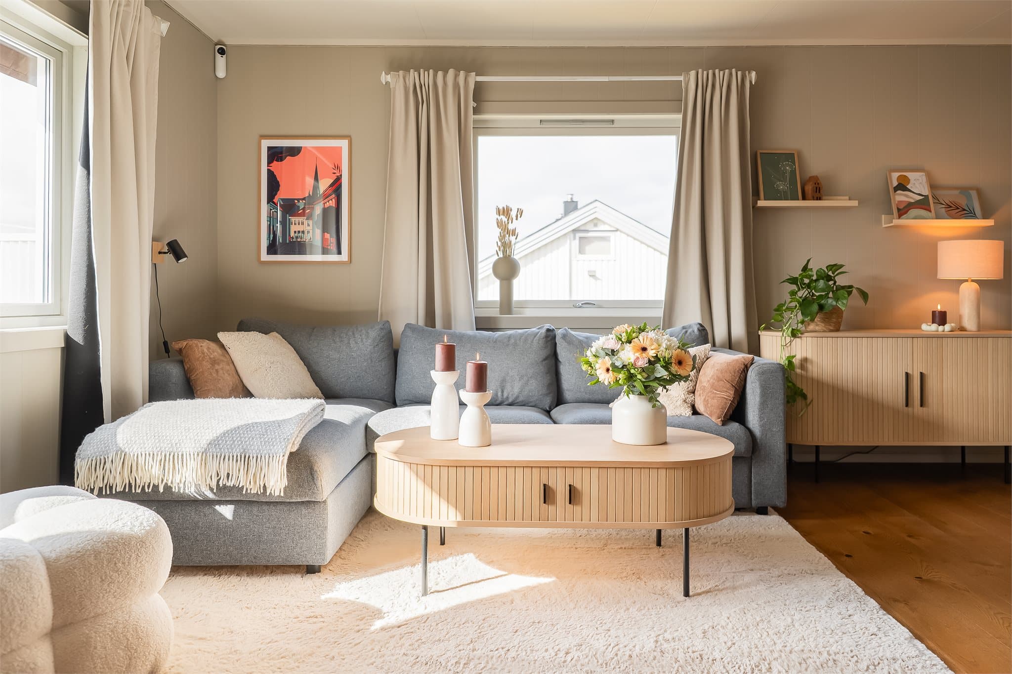 En lys og innbydende 2-roms med attraktiv beliggenhet på Dalen/Liljendal.