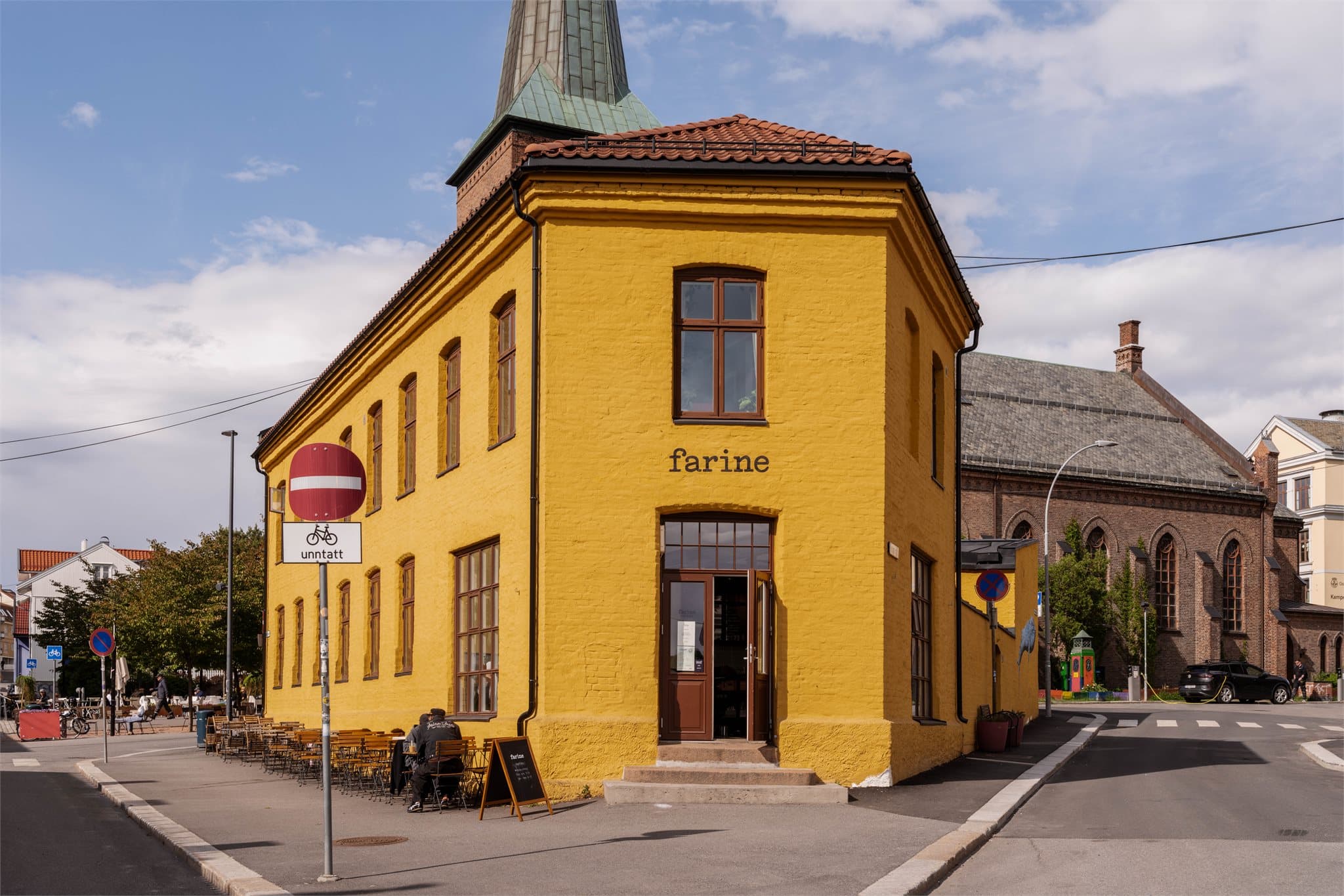 Populære Farine er et av flere hyggelige spisesteder i umiddelbar nærhet.