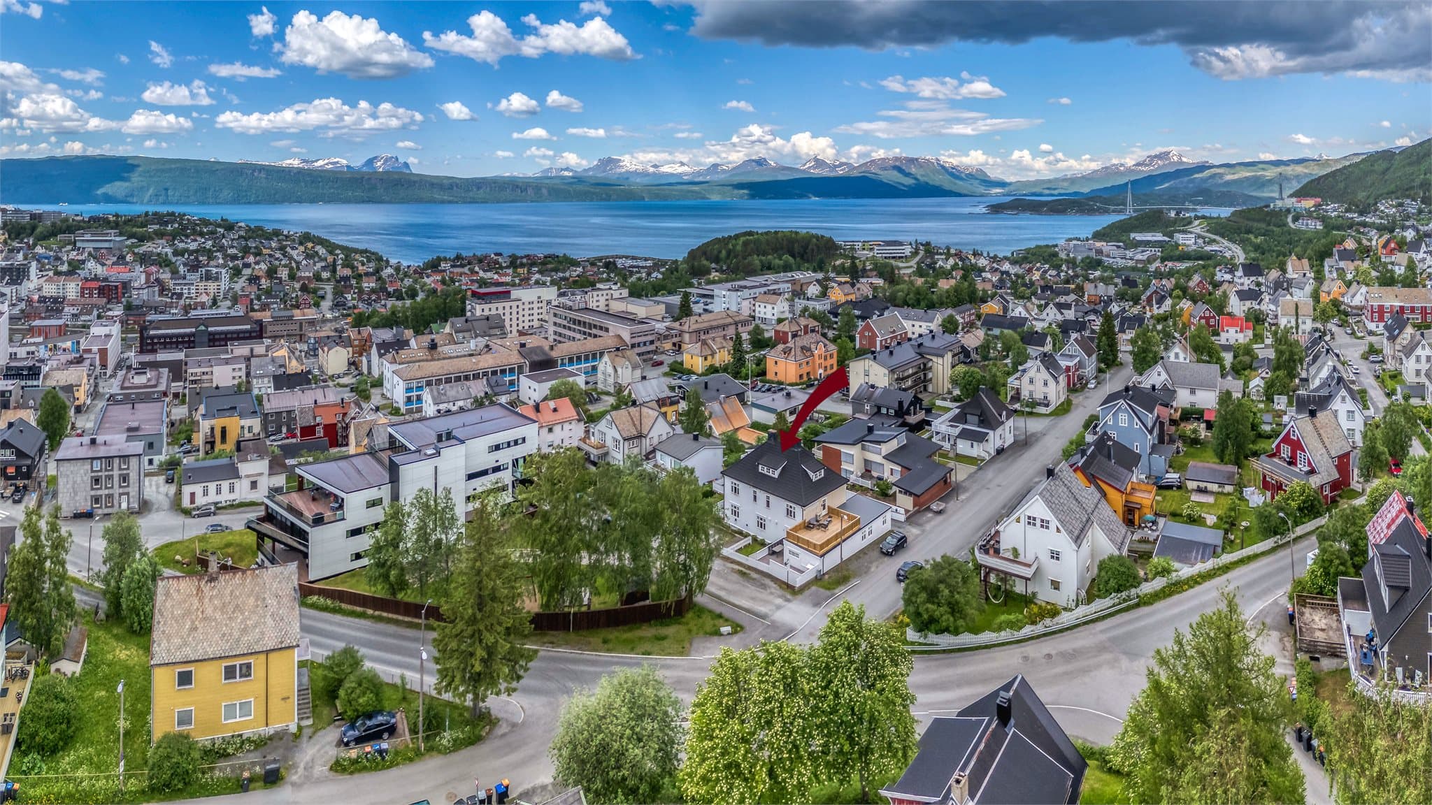 Her Bor du i nærheten av sentrums fasiliteter, men likevel litt tilbaketrukket