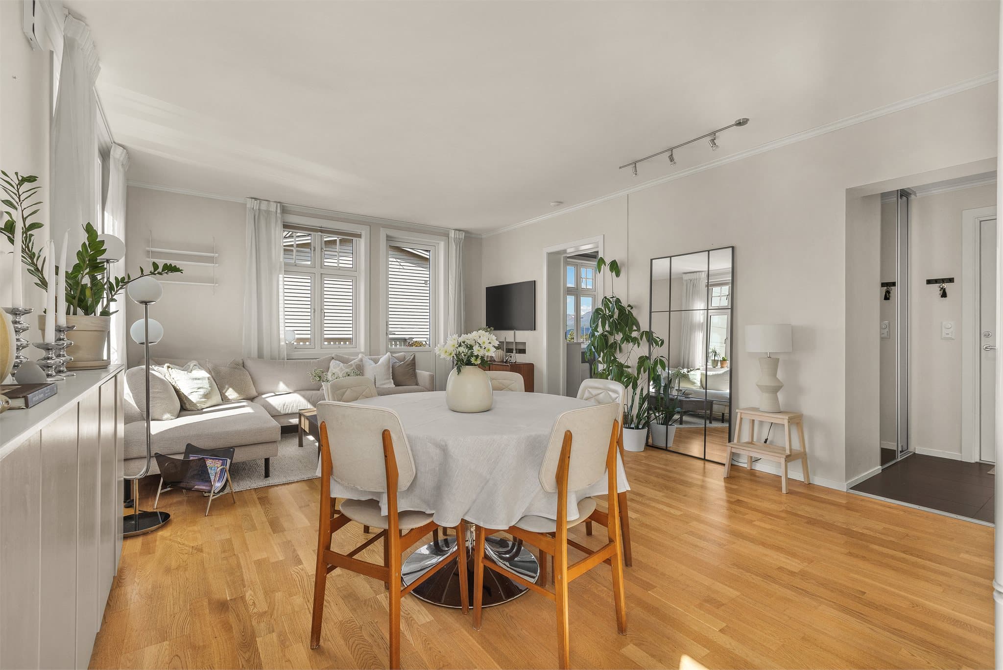Utgang fra stuen til veranda