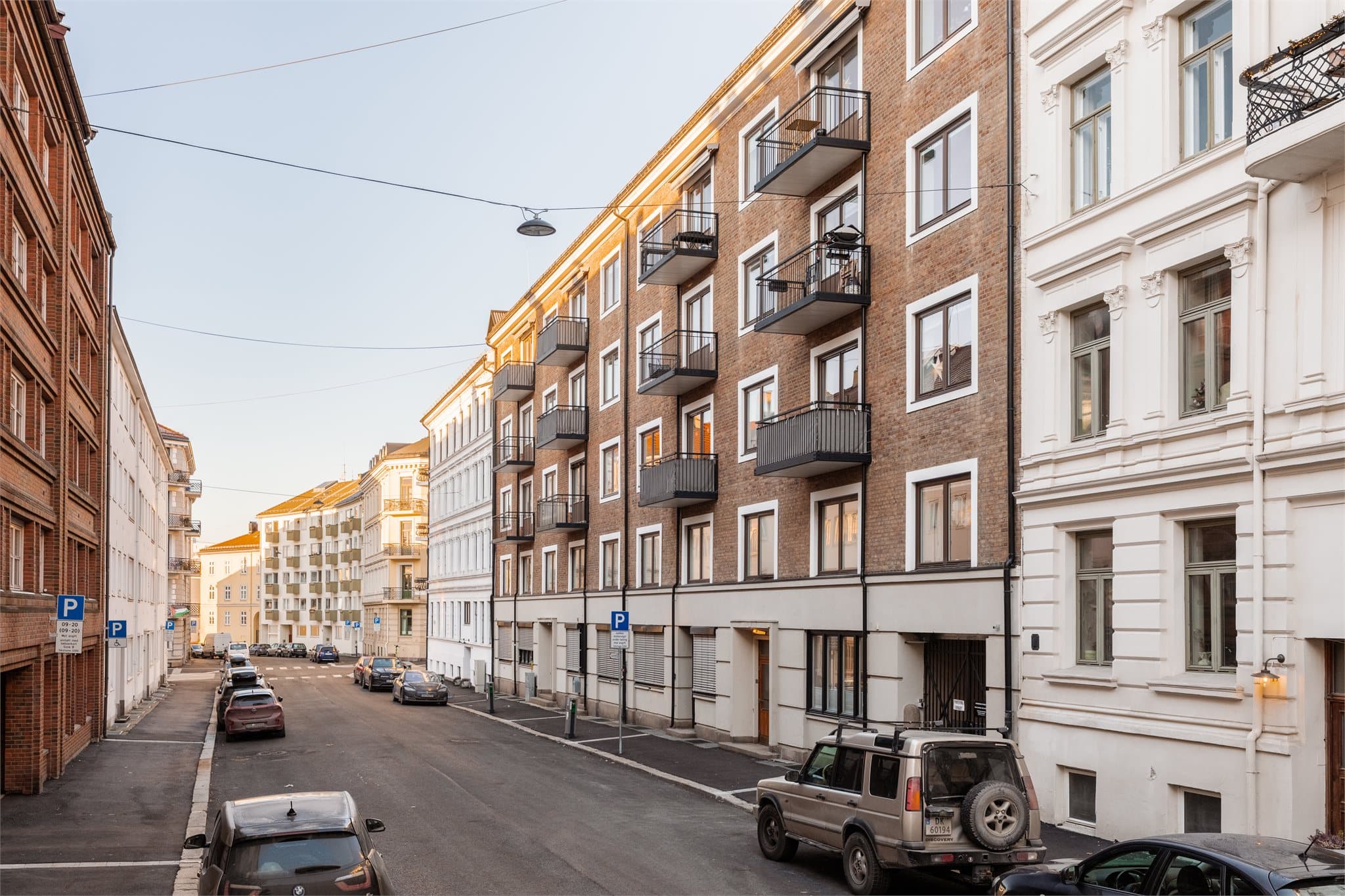 Eiendommen ligger i en rolig gate på St. Hanshaugen.