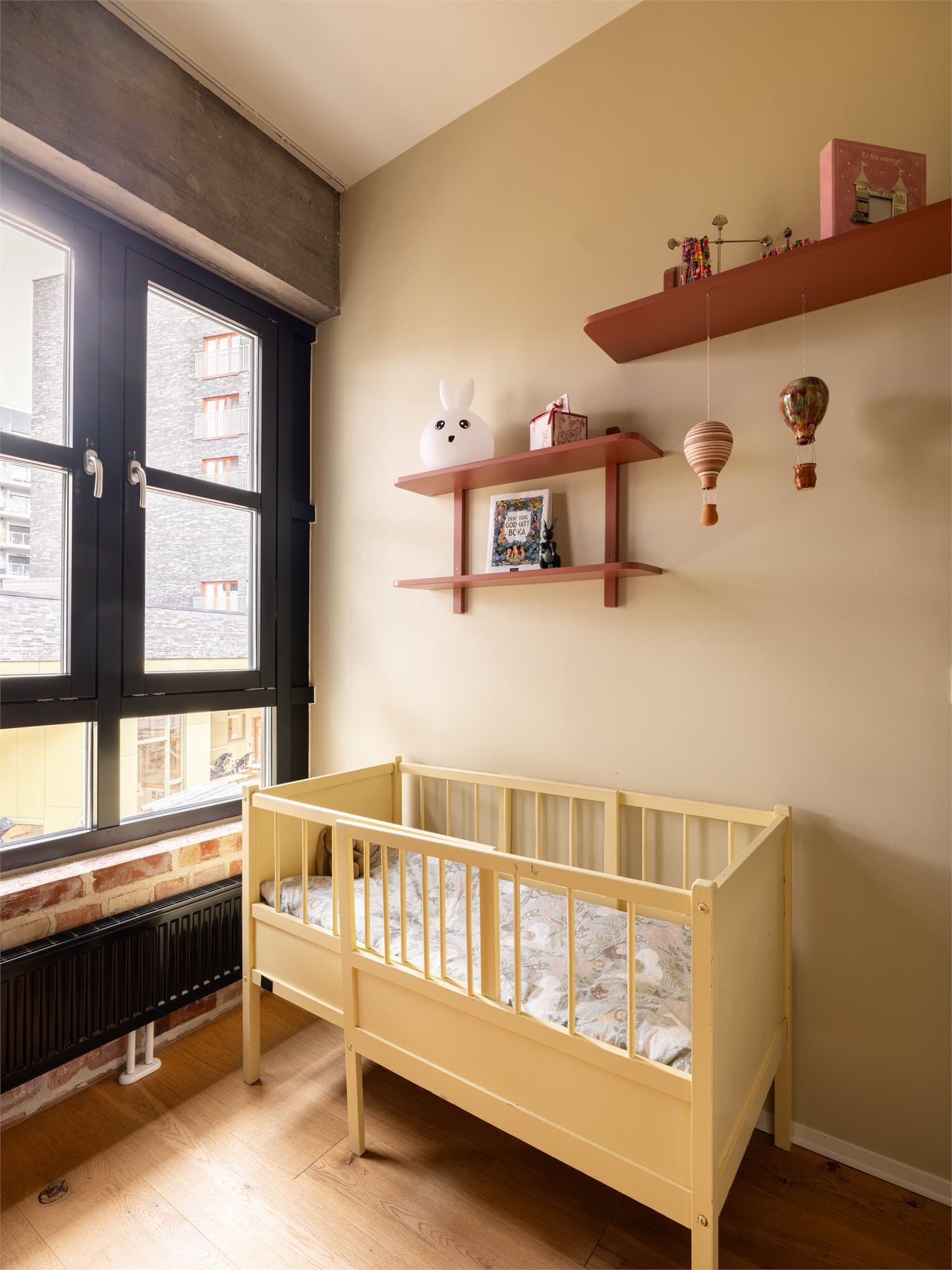 Rommets størrelse gir gode muligheter for ønsket innredning.