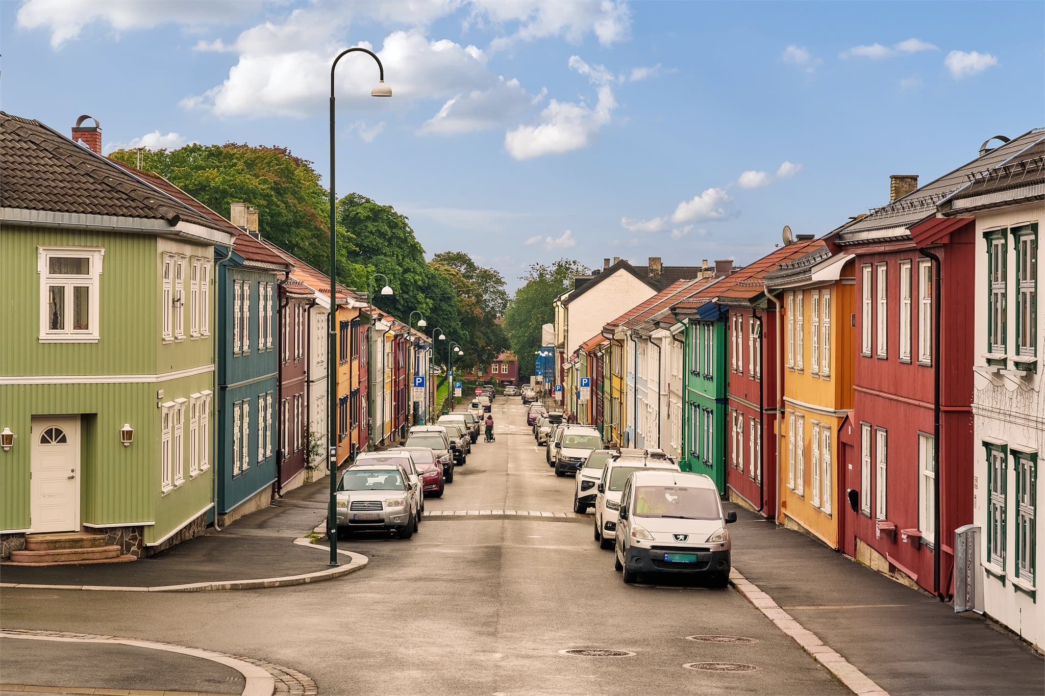Kort vei til Kampen som er et hyggelig og sjarmerende område i Oslo, kjent for sine fargerike trehus og rolige gater.