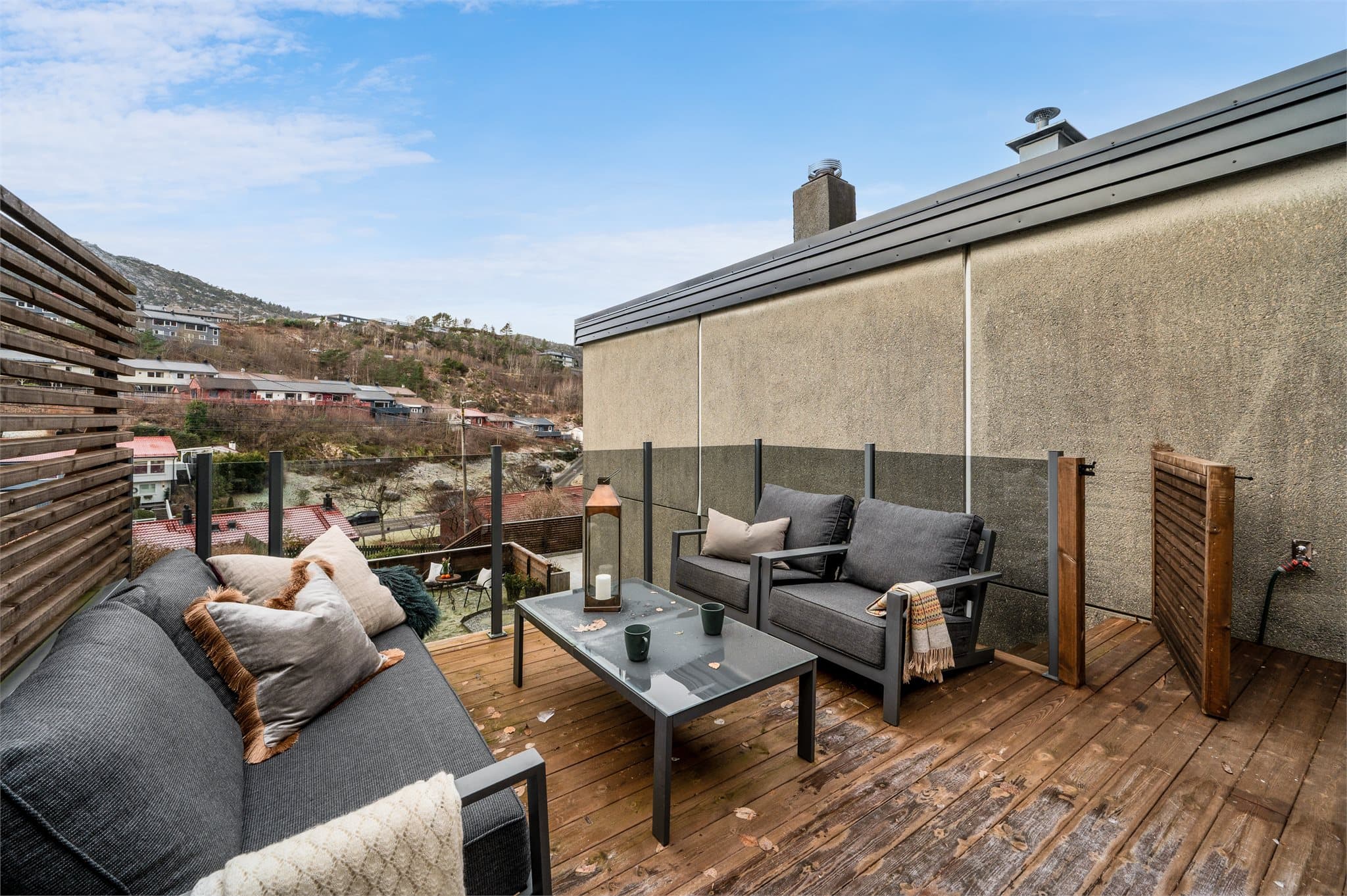 - Terrassen er ny i 2022 -