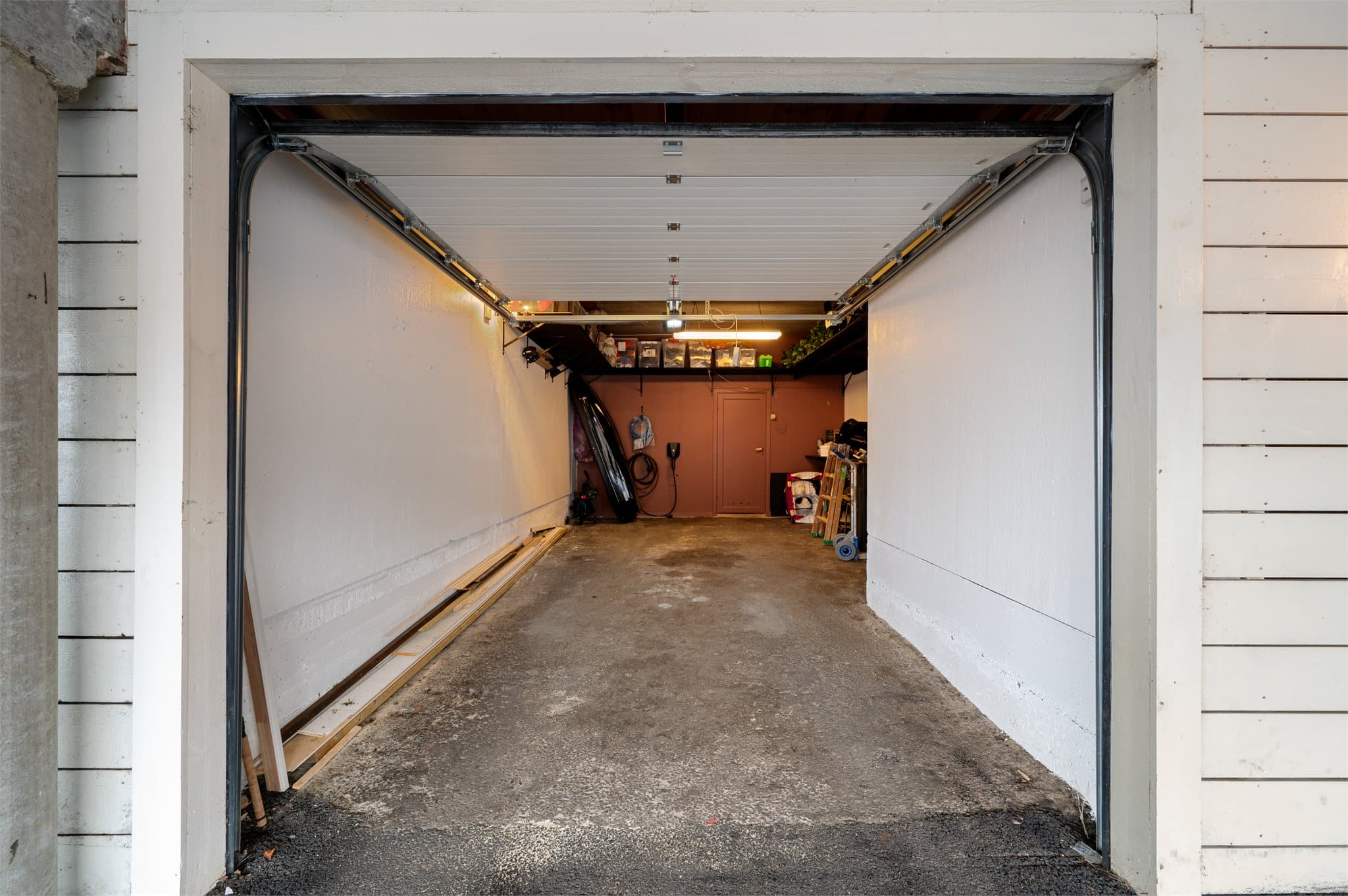 - Garasjen har montert elbil-lader fra 2021 -