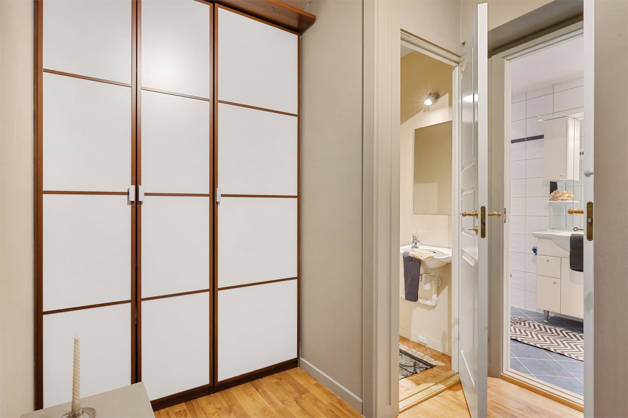 - Leiligheten disponerer en ekstern bod på 6,9m² i underetasjen -