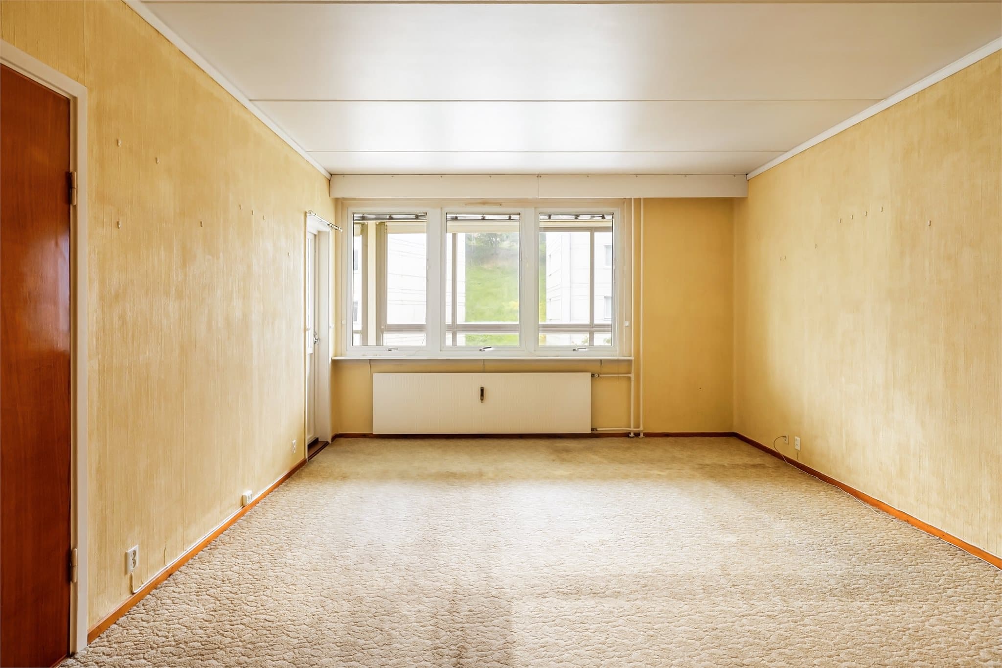 Leiligheten har et BRA-i på 58m² og inneholder entré, bad, stue, soverom, kjøkken og bod. Det er også en bod på den innglassede balkongen og på tørkealtan