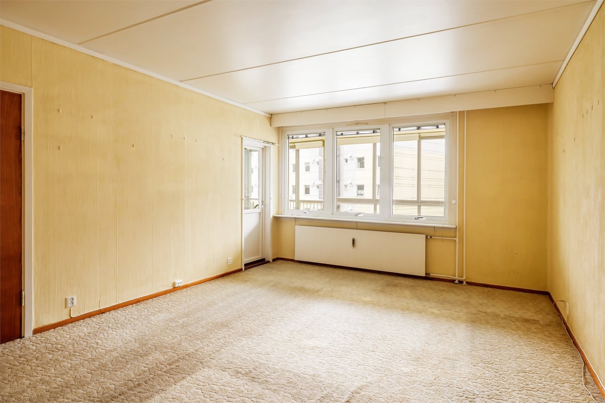 Stuen måler 23,6m² og har godt med plass til en hyggelig sofagruppe og øvrig møblement