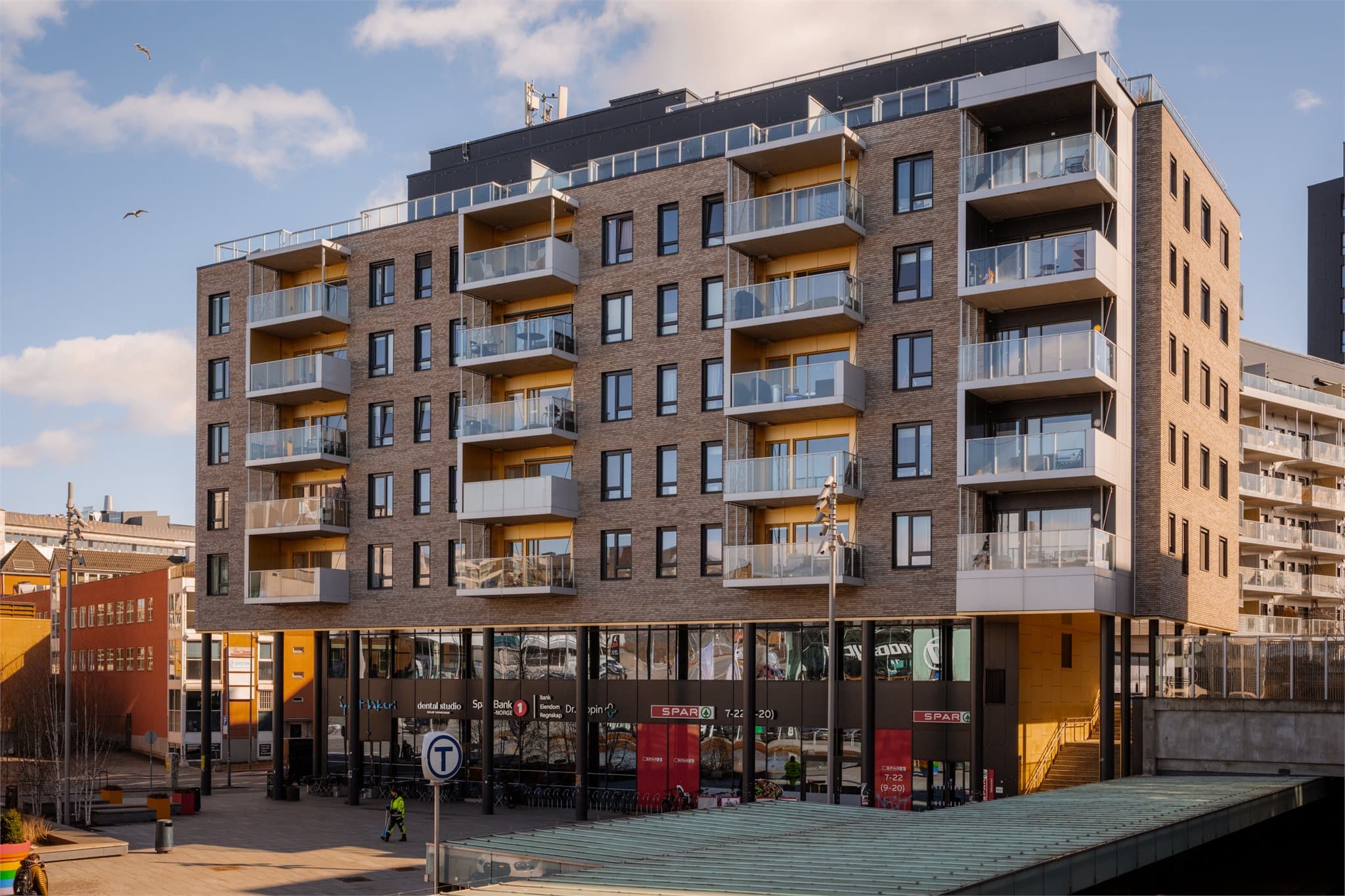 Meget sentral og attraktiv beliggenhet på Ensjø Torg.