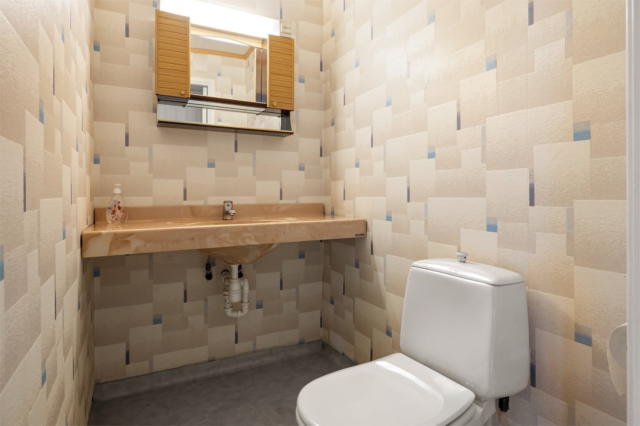 Praktisk med separat WC