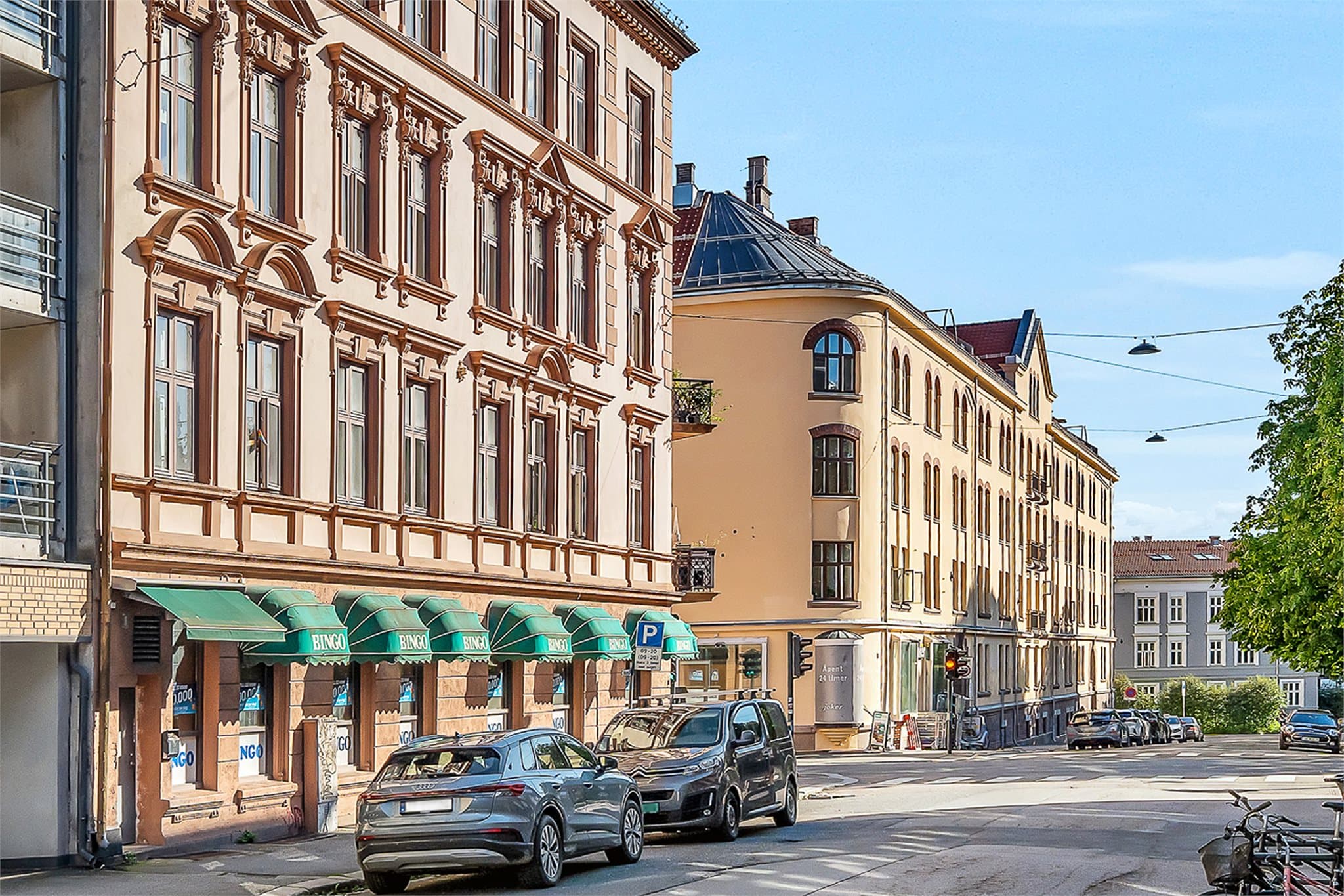 Nydalen fremstår som en levende og moderne bydel med et rikt utvalg av servicetilbud.