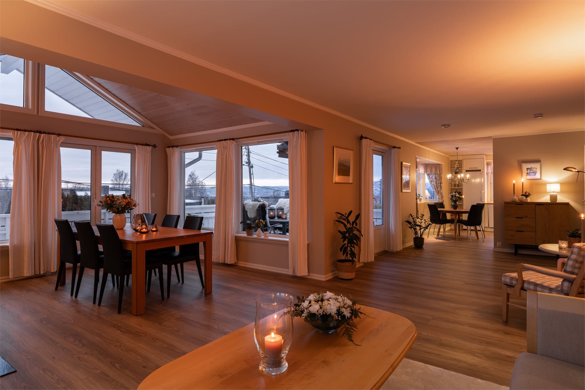 Et romslig og velholdt hjem med god soneinndeling.