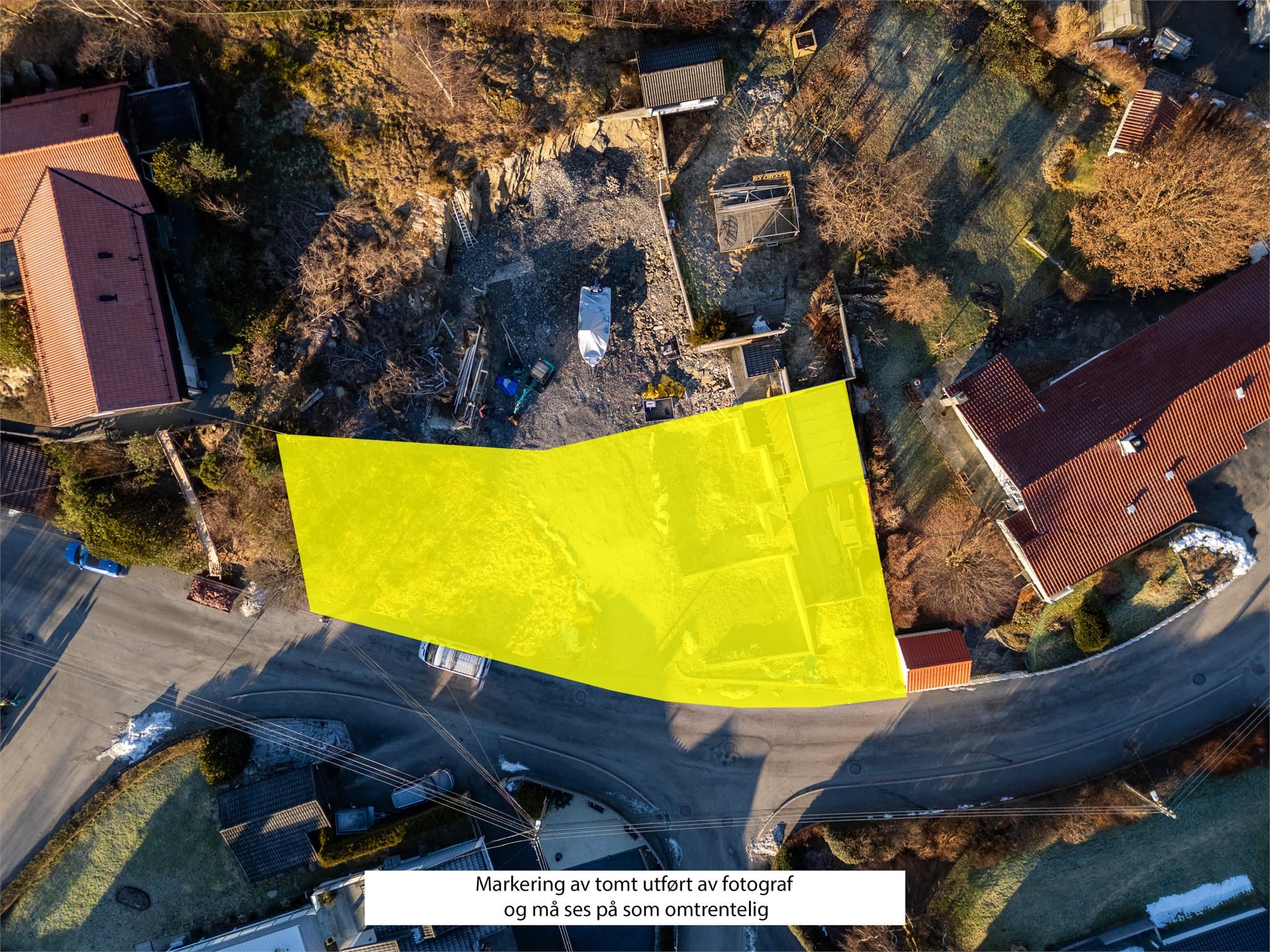 - Solrik tomt på 613m² i et ettertraktet og sentralt boligområde -