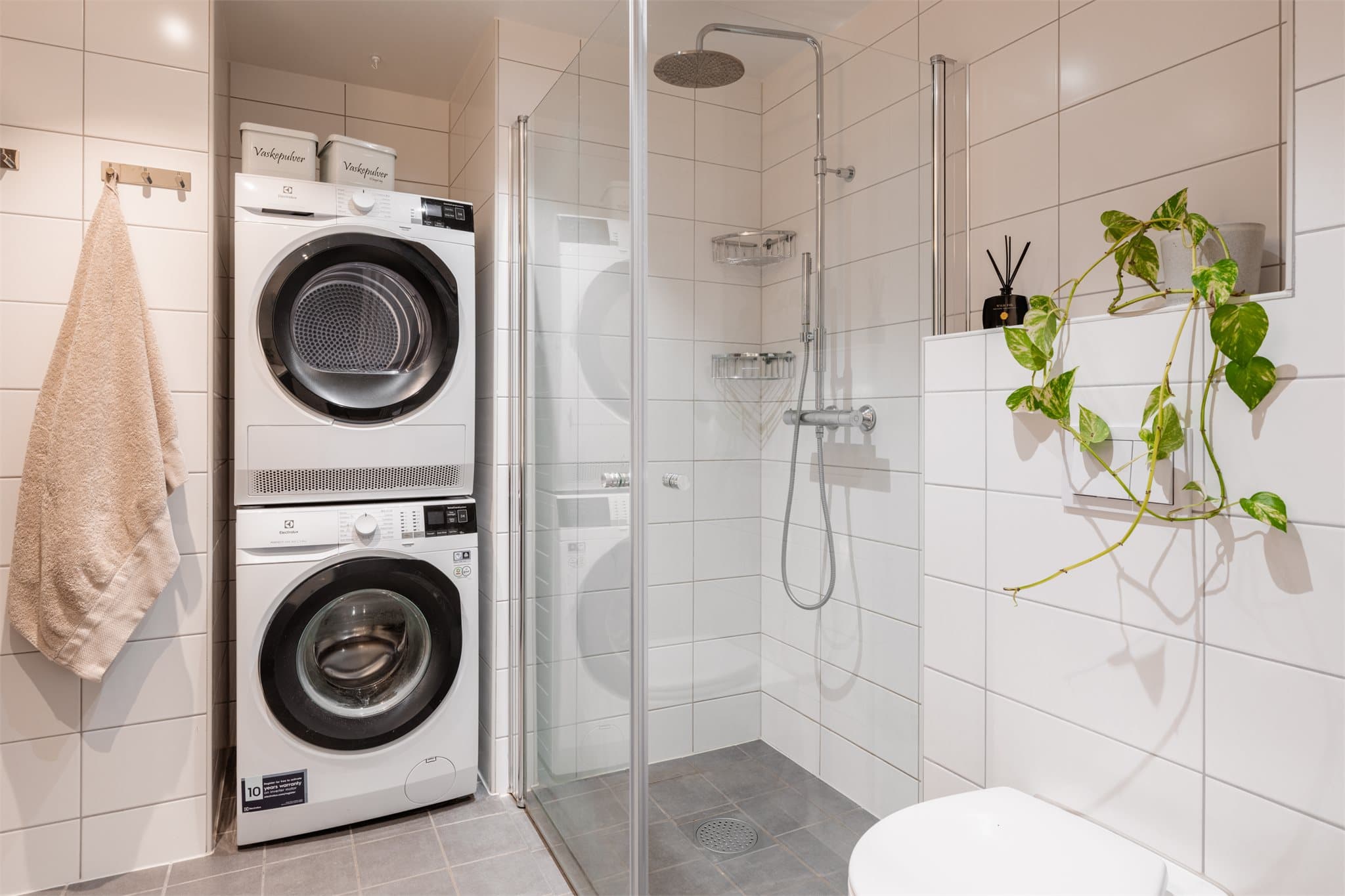 Varmekabler i gulvet gir lun og behagelig komfort.